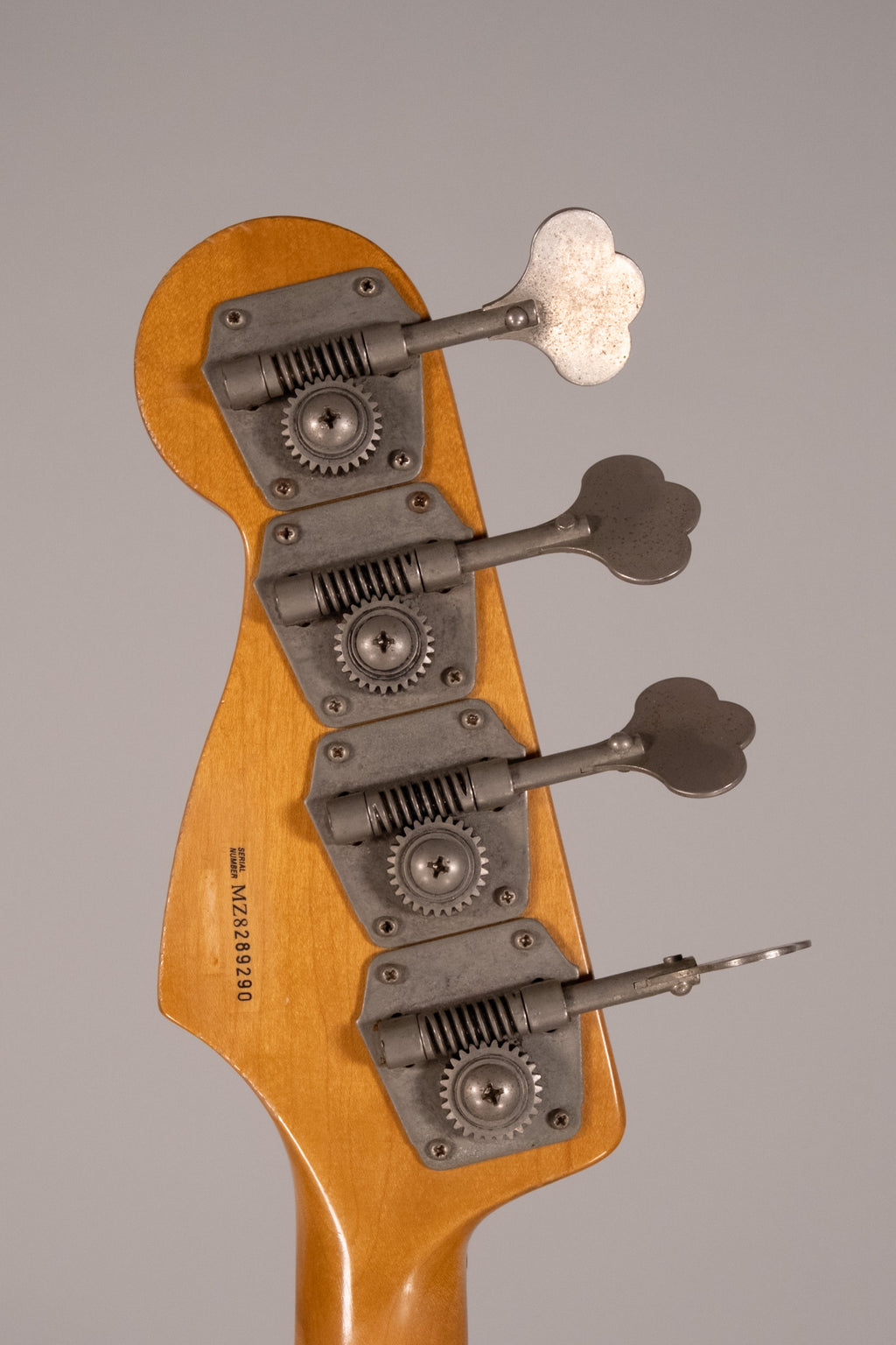 fender jazz road worn frd 2008
