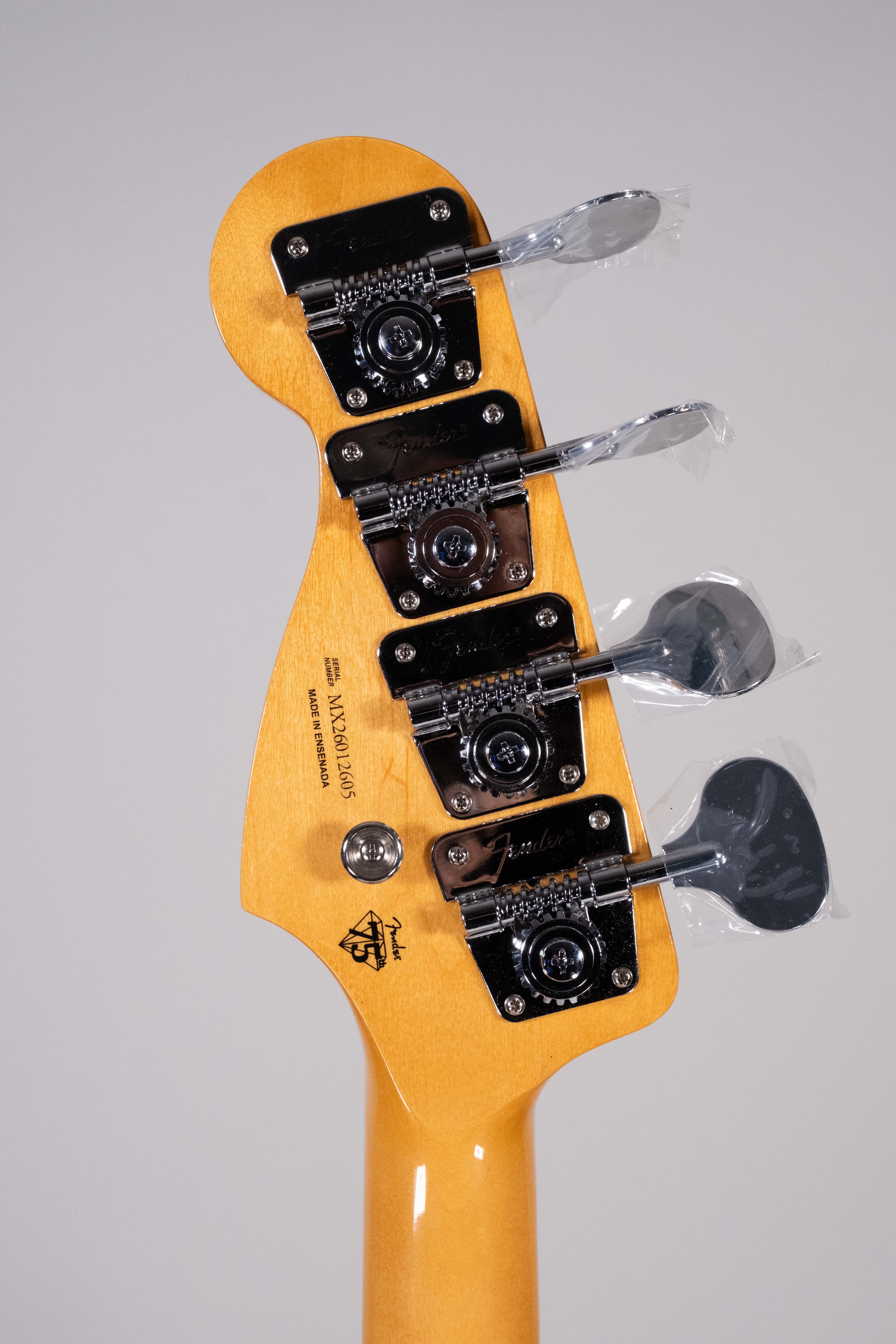 Fender Vintera III Late 60 Precision Bass Mn Lake Placid Blue