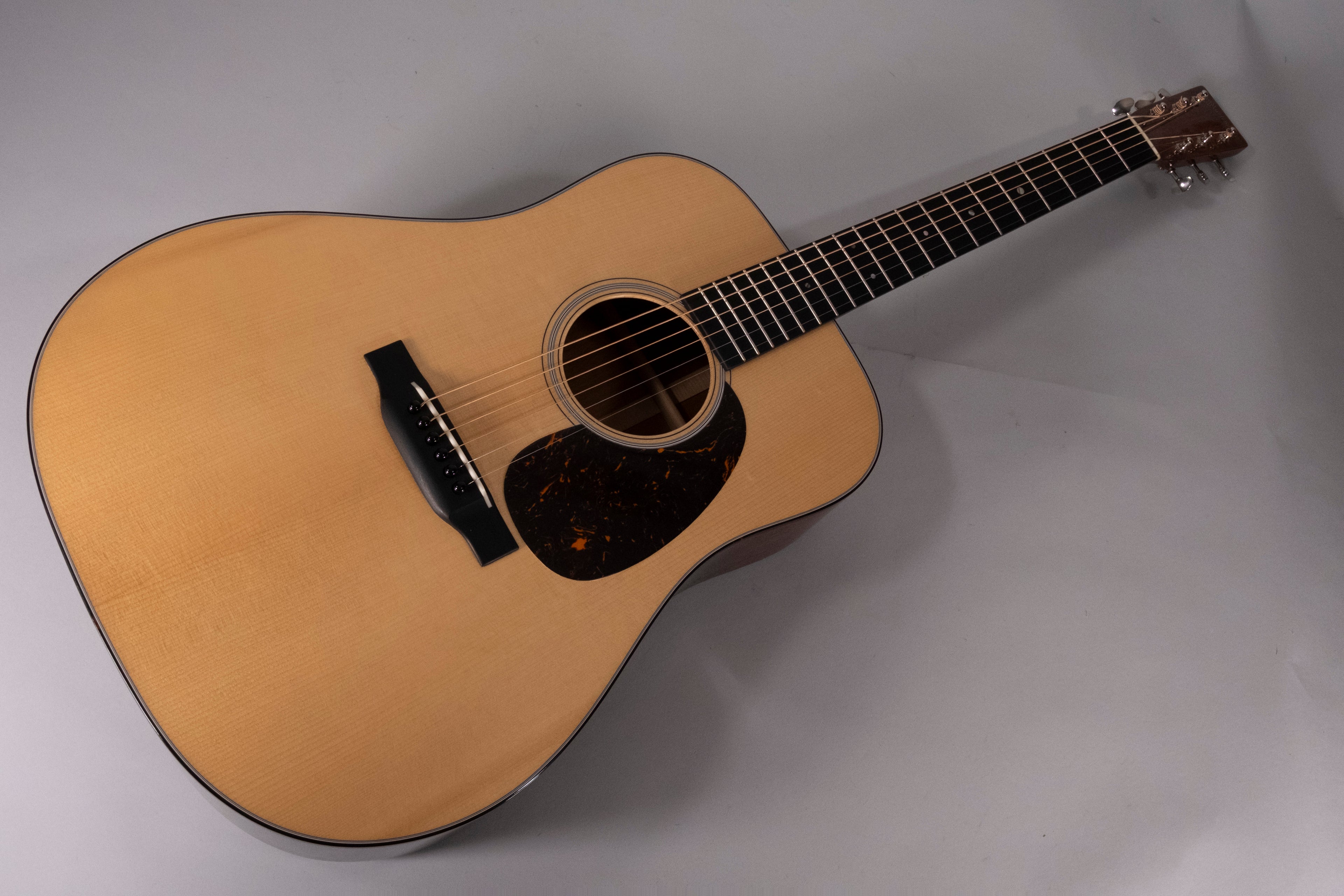 MARTIN D18 1937 AUTHENTIC USATA