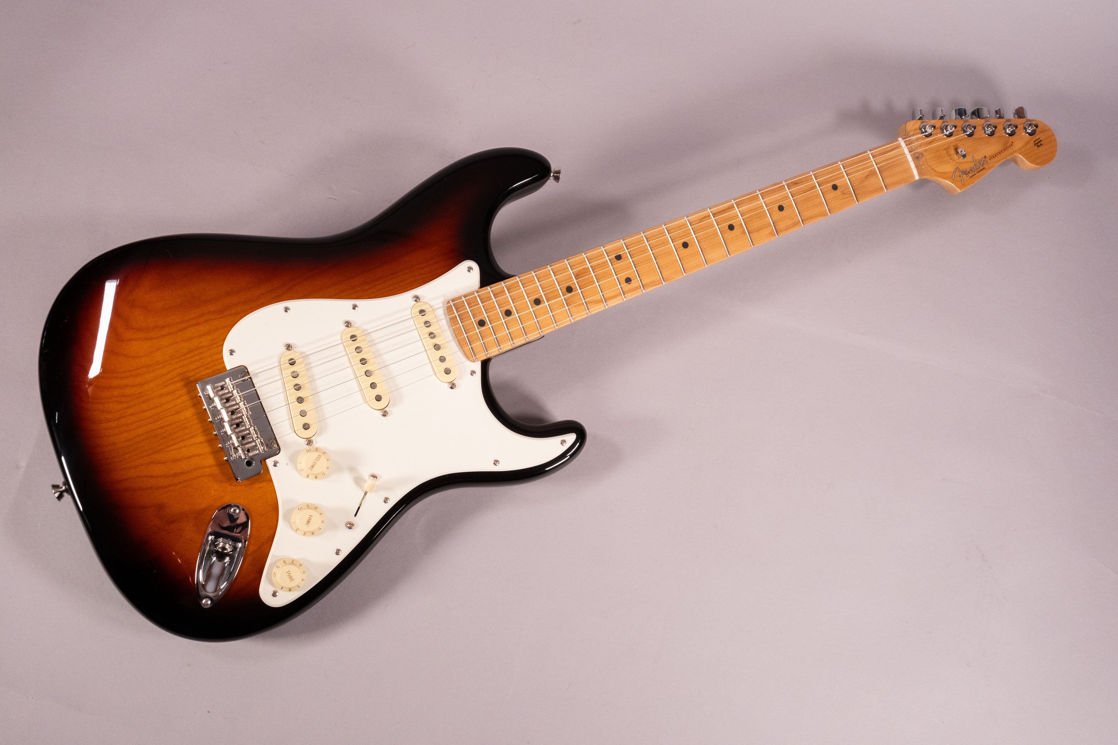 Fender American Professional II Stratocaster Maple  2Tone Sunburst