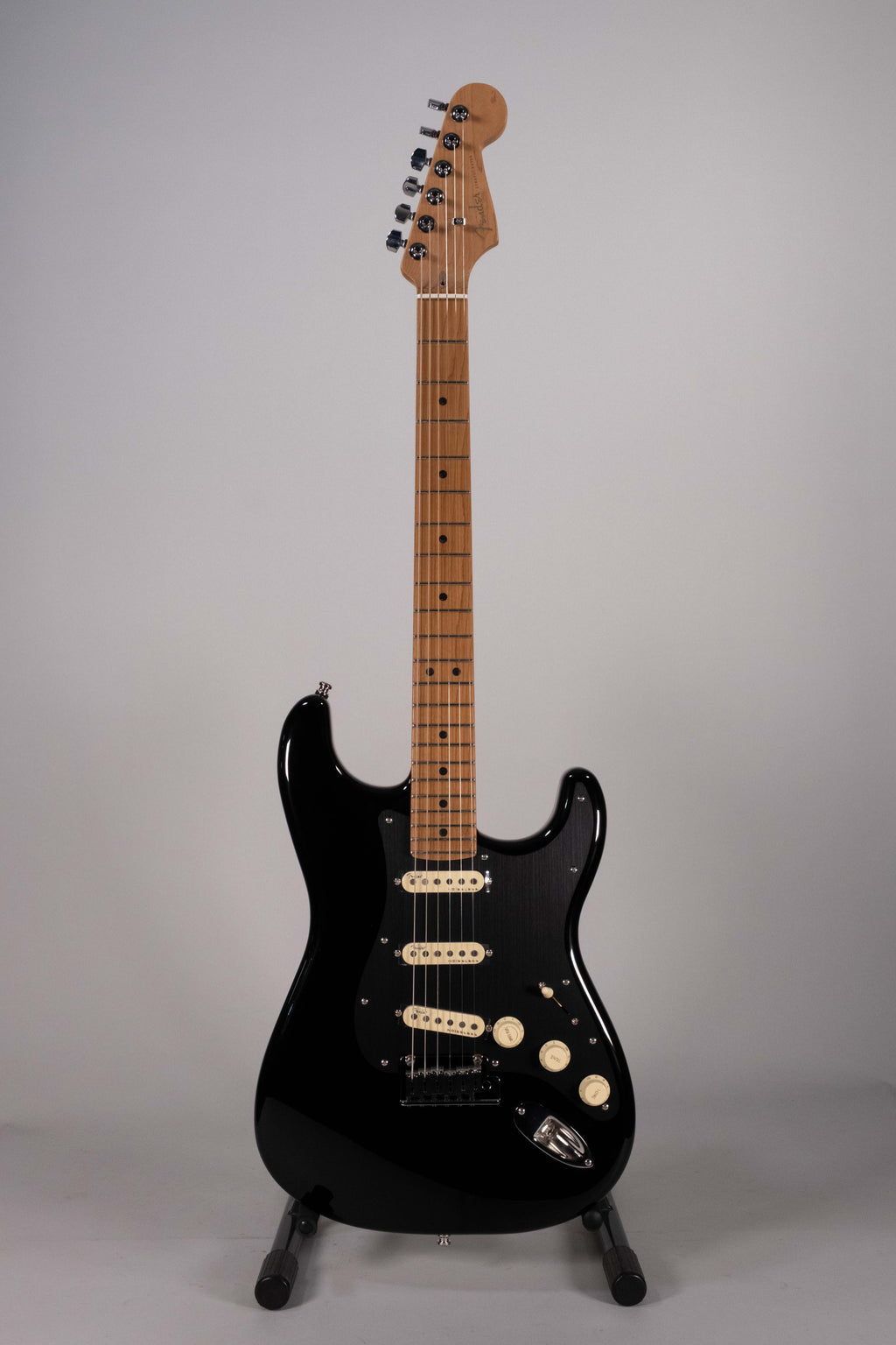 Fender Limited Edition American Ultra II Stratocaster Maple Black