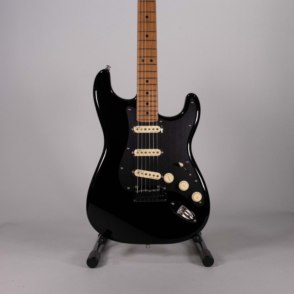 Fender Limited Edition American Ultra II Stratocaster Maple Black
