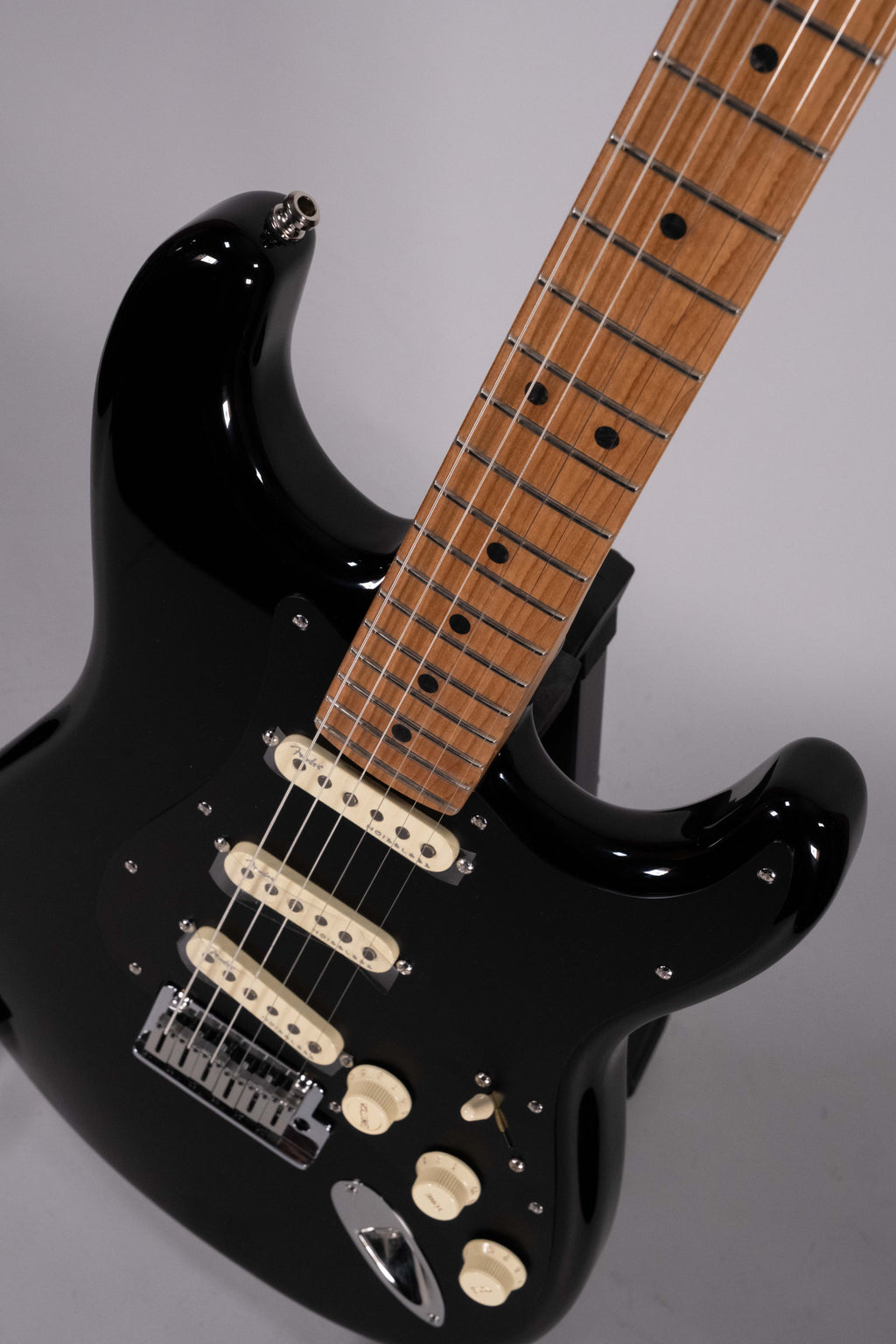 Fender Limited Edition American Ultra II Stratocaster Maple Black