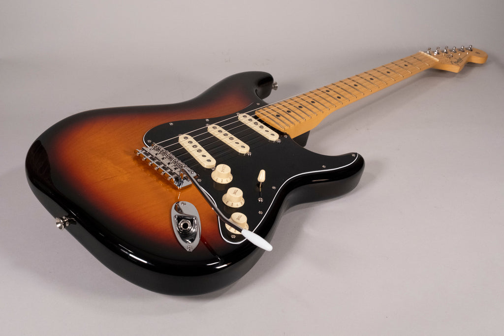 FENDER STRATOCASTER 2021