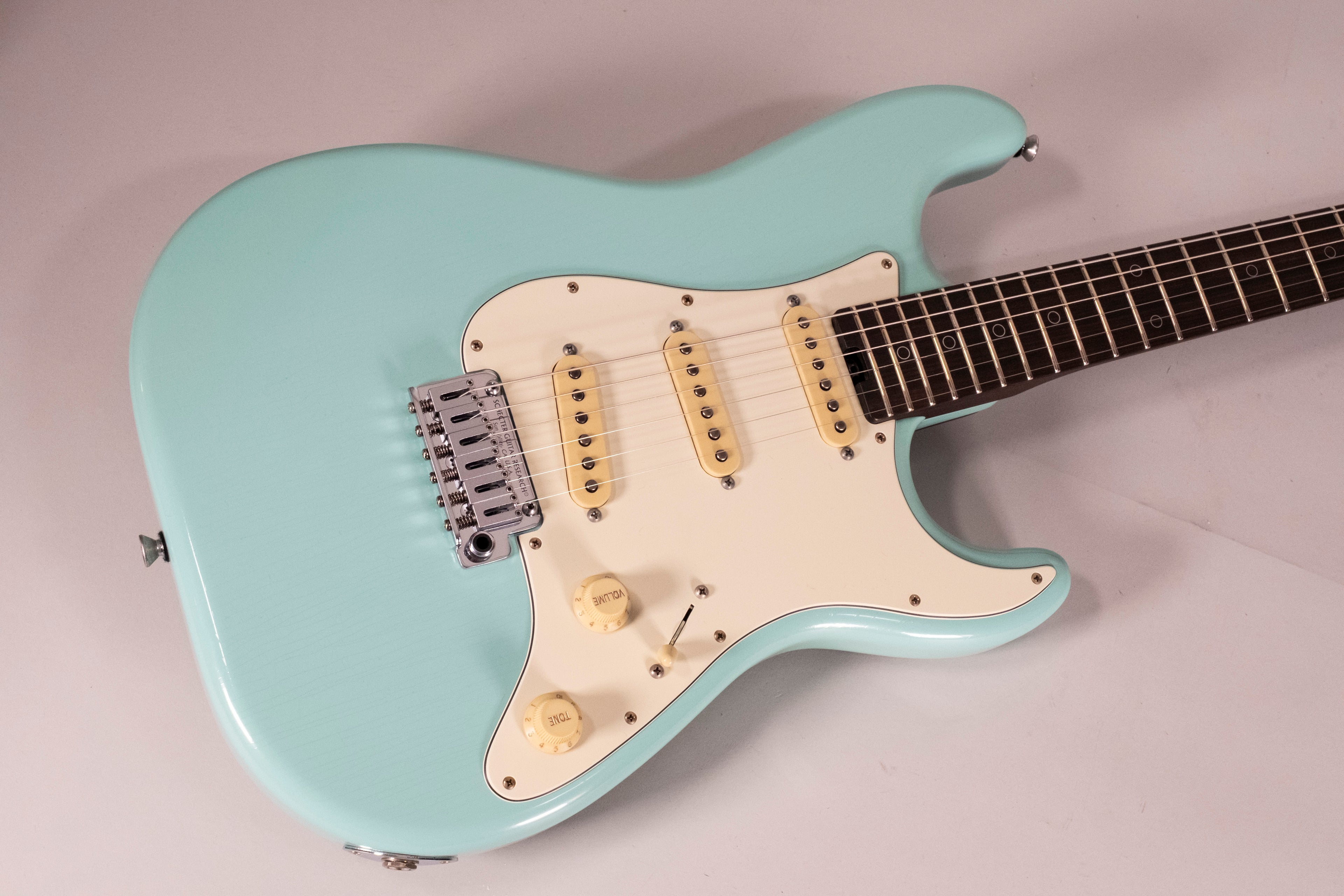 Schecter Nick Johnston Traditional SSS Atomic Green