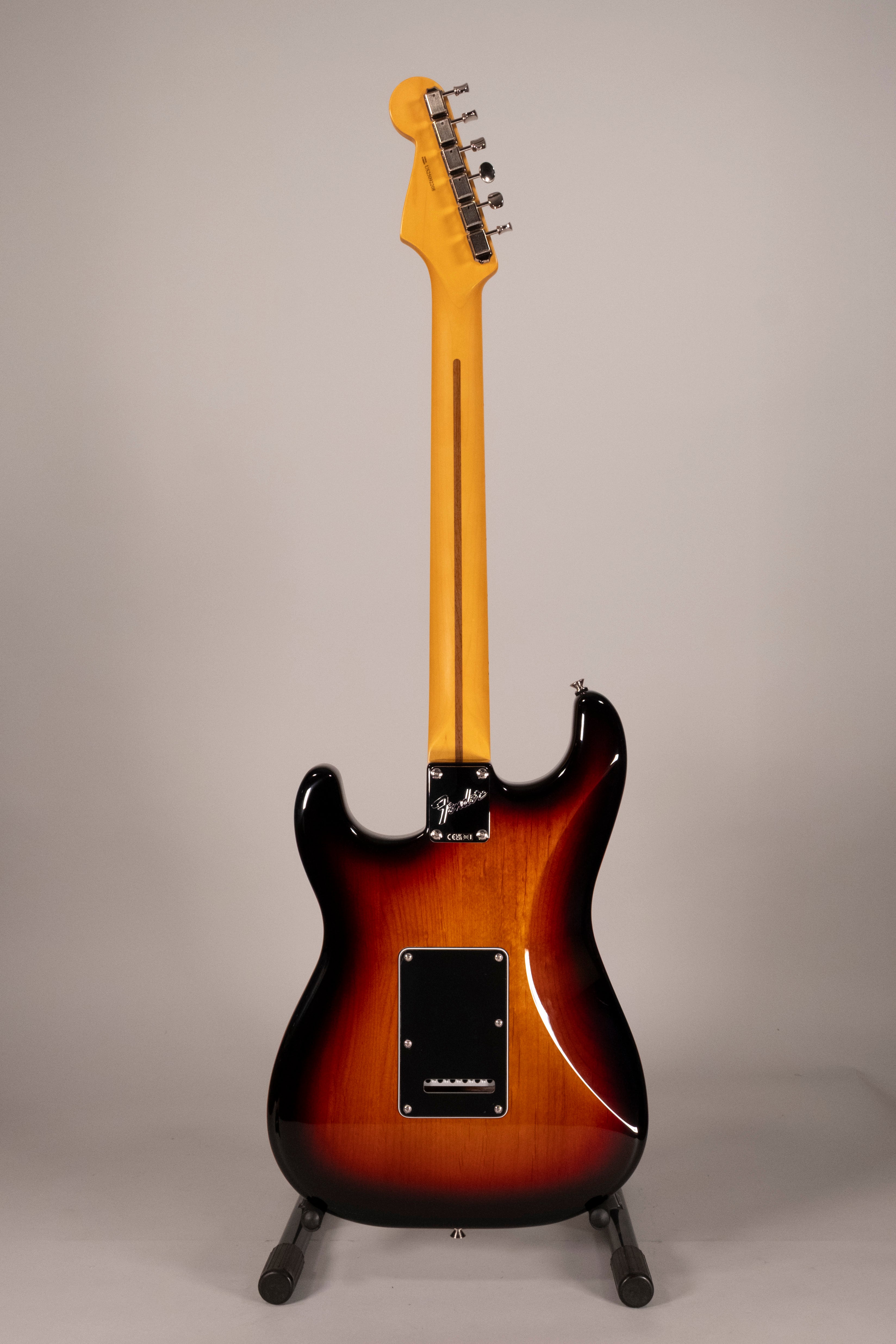 Fender Stratocaster American Professional Classic HSS MP 3-Color Sunburst