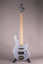 Lakland Skyline 5502 Custom 5 Corde Ice Blue Metallic