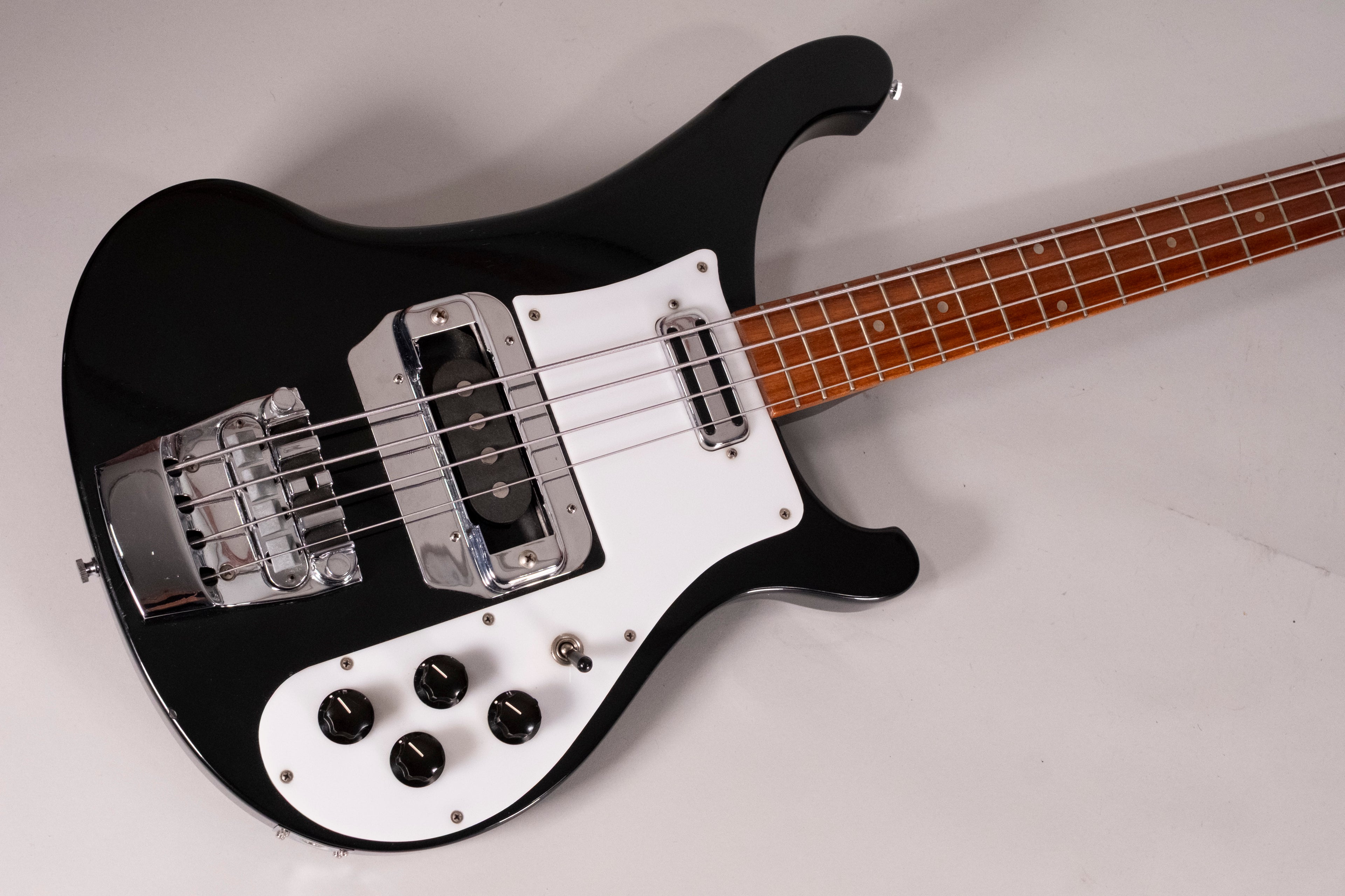 Rickenbacker 4001 V 63 1995 Usato