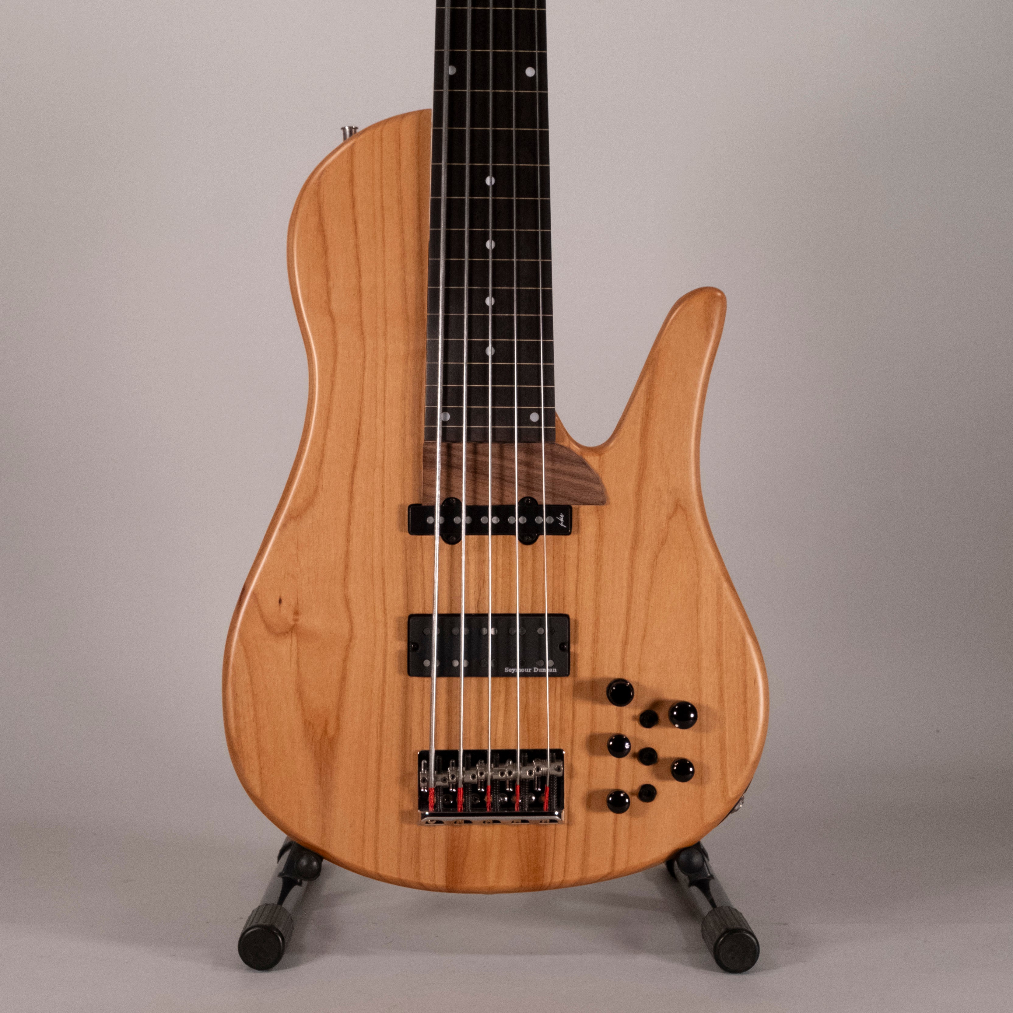EMPIREO JACO MODERN FRETLESS 5C USATO