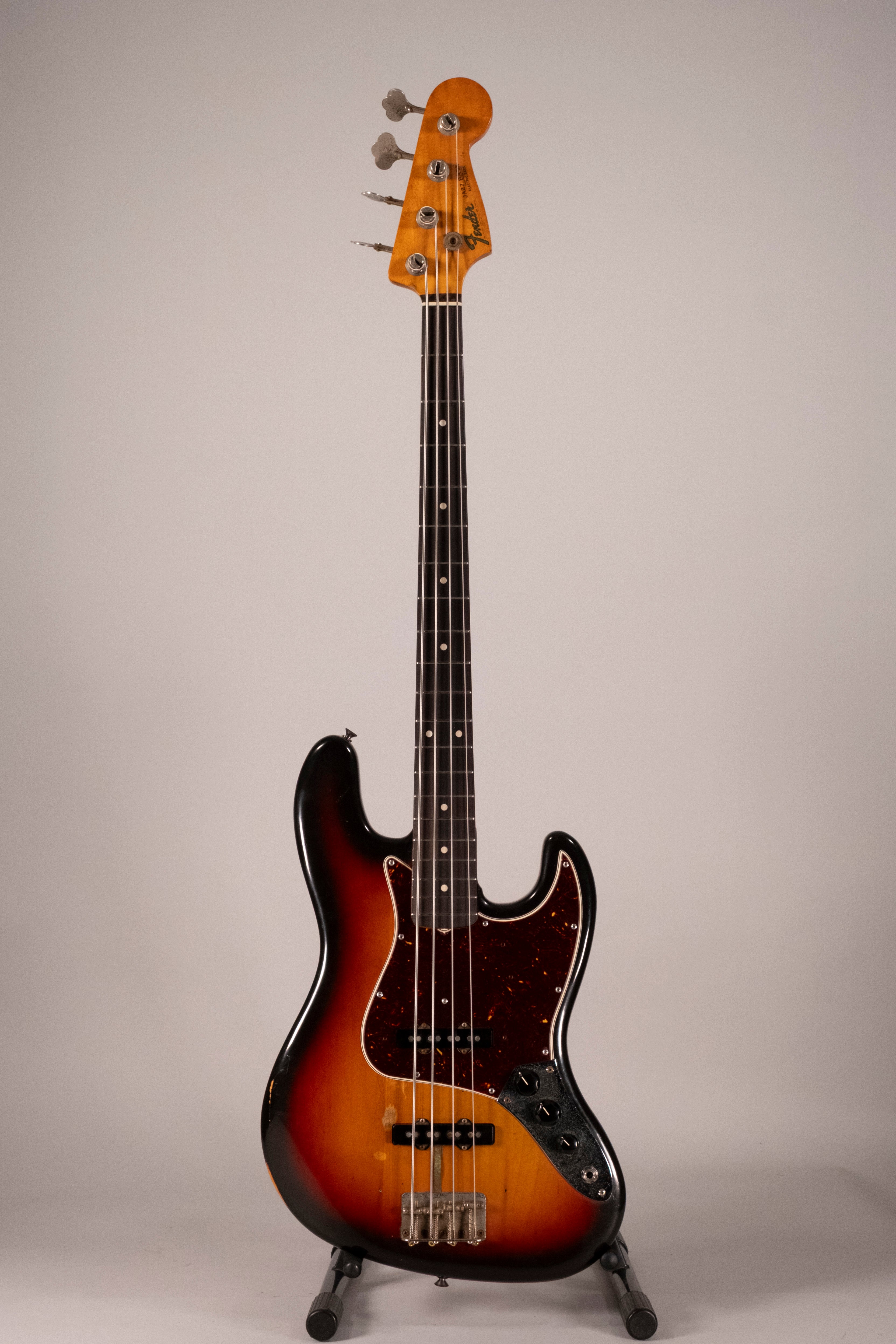 FENDER AM VINT 62 JAZZ FULLER '83 USATO