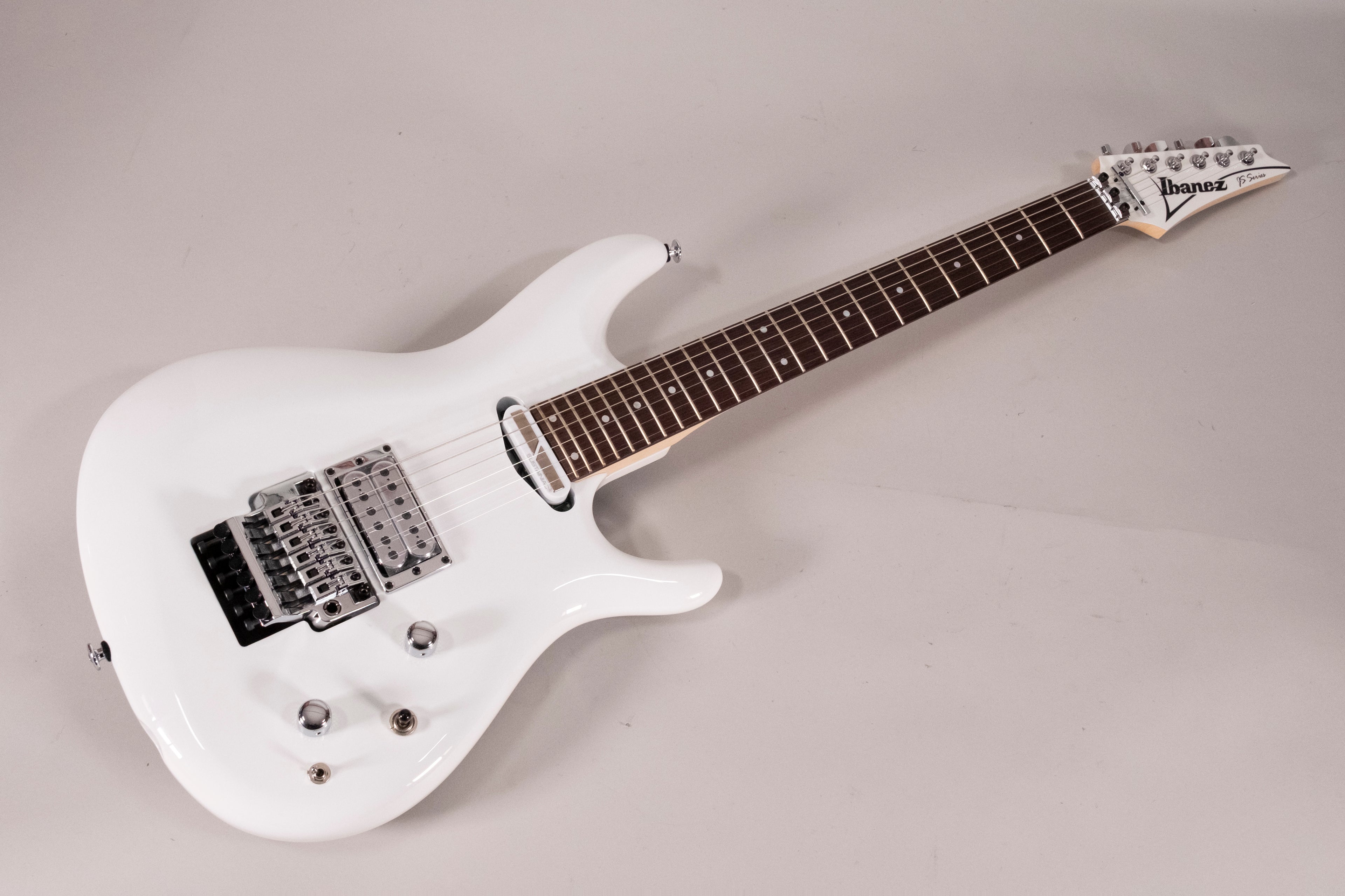 Ibanez JS2480 Joe Satriani White