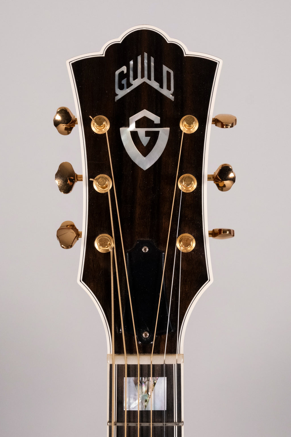 GUILD F55 JUMBO USATA