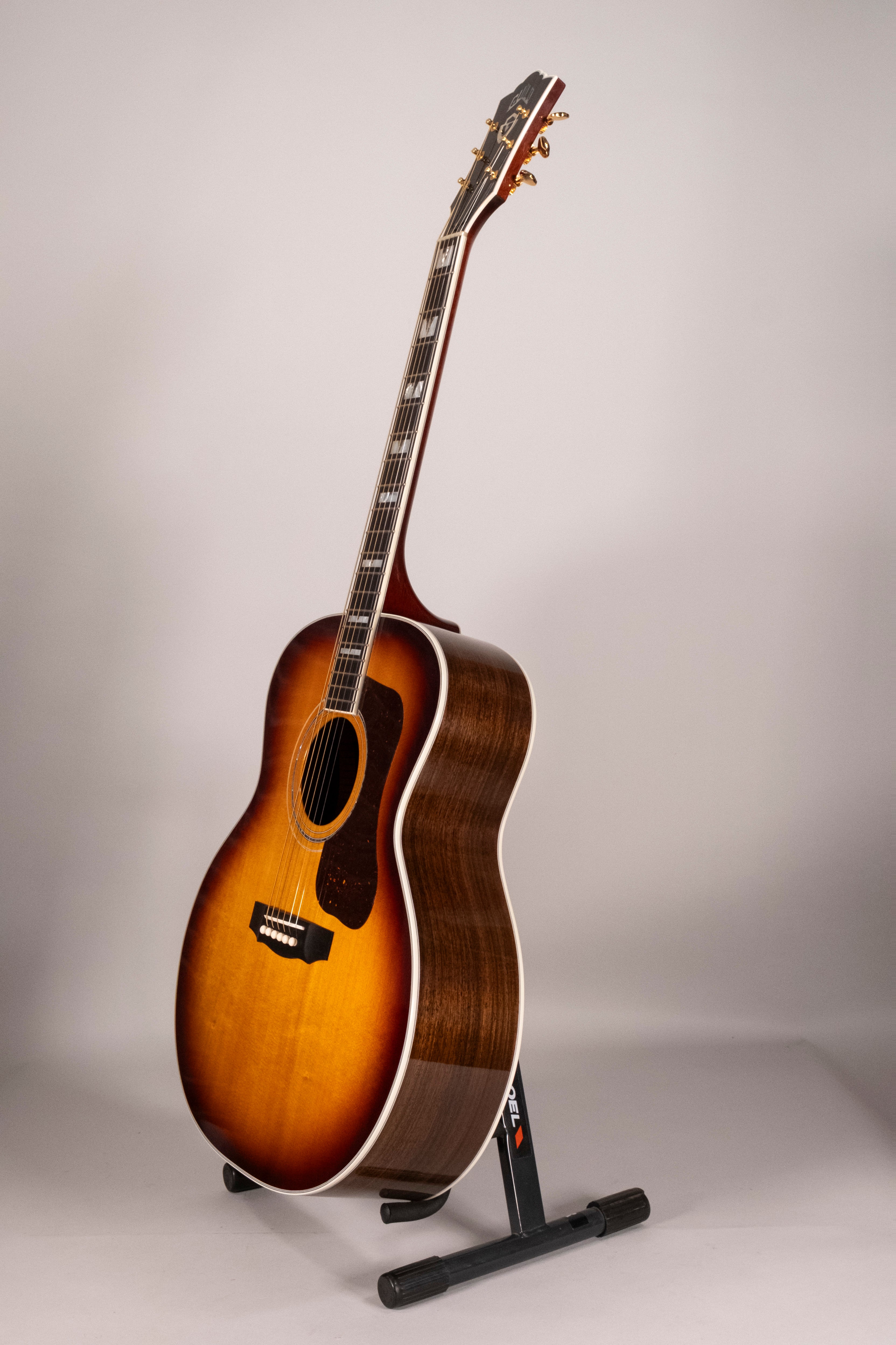 GUILD F55 JUMBO USATA