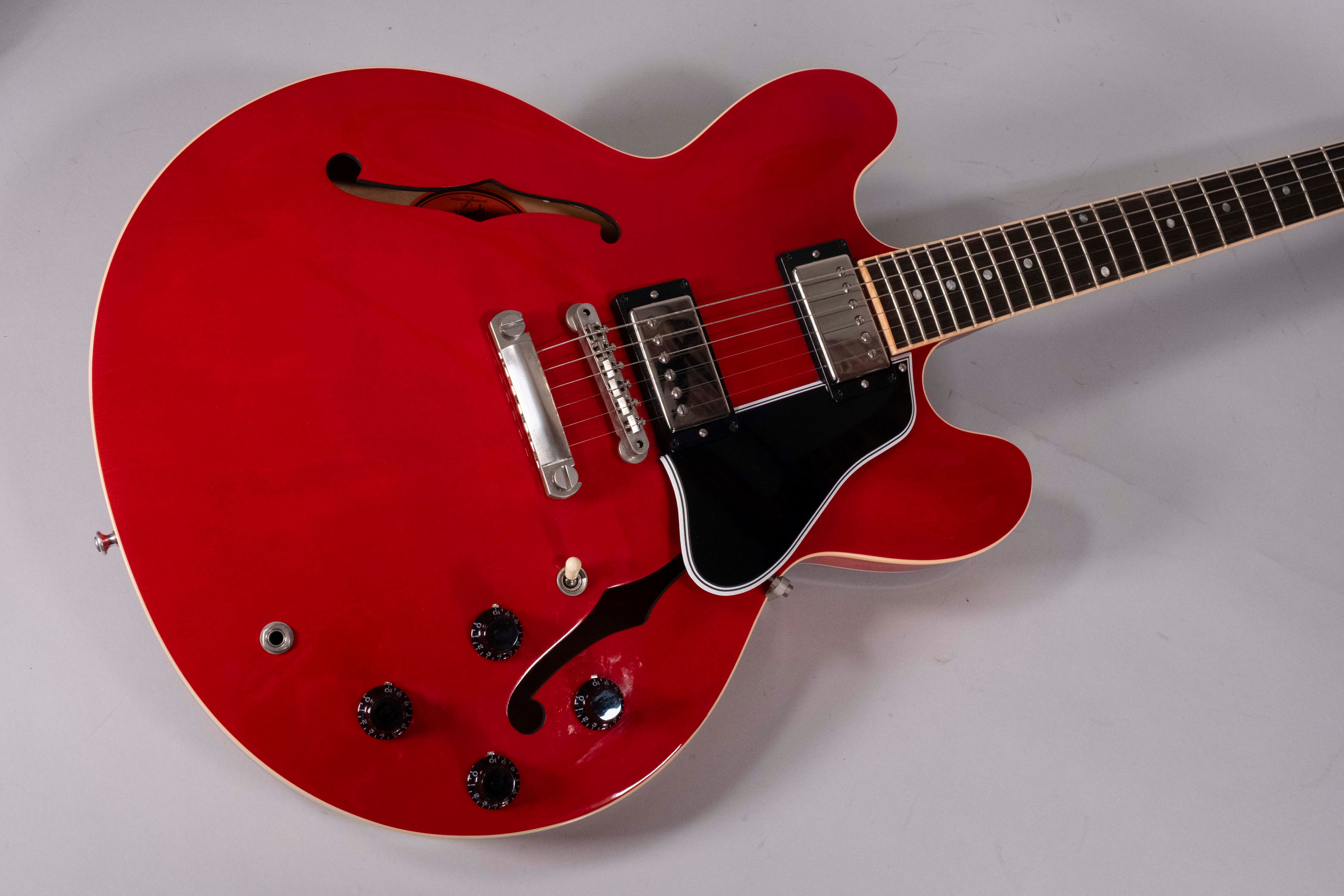 GIBSON ES-335 CHERRY 2010 USATA