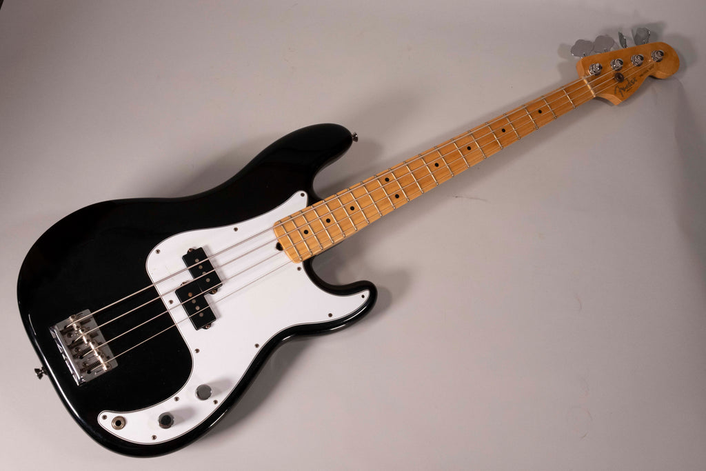 FENDER P-BASS AM STAD BLK MN USATO