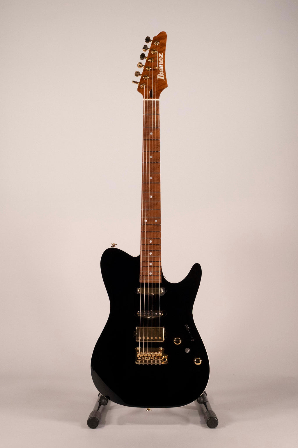 Ibanez Lari Basilio Signature Black