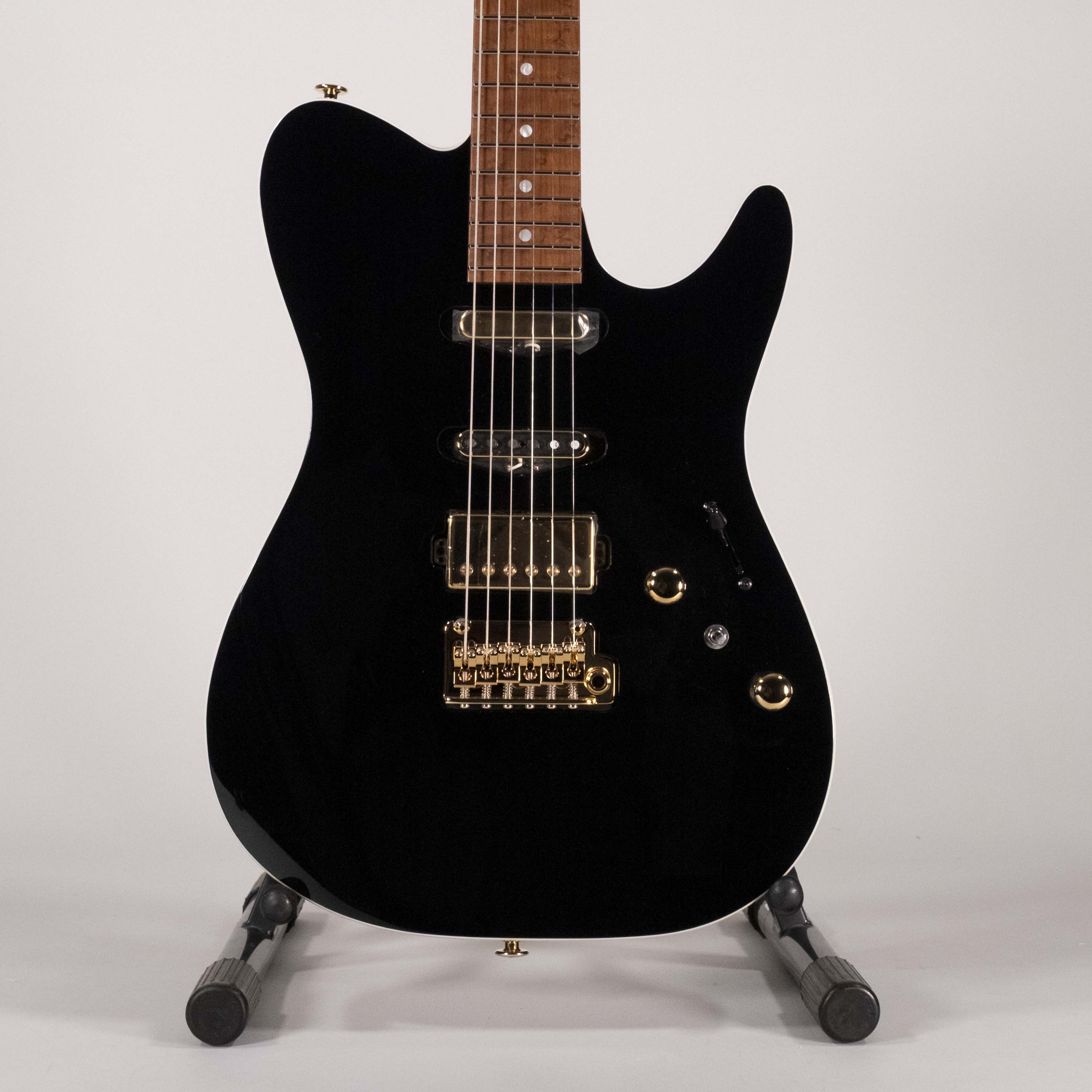 Ibanez Lari Basilio Signature Black