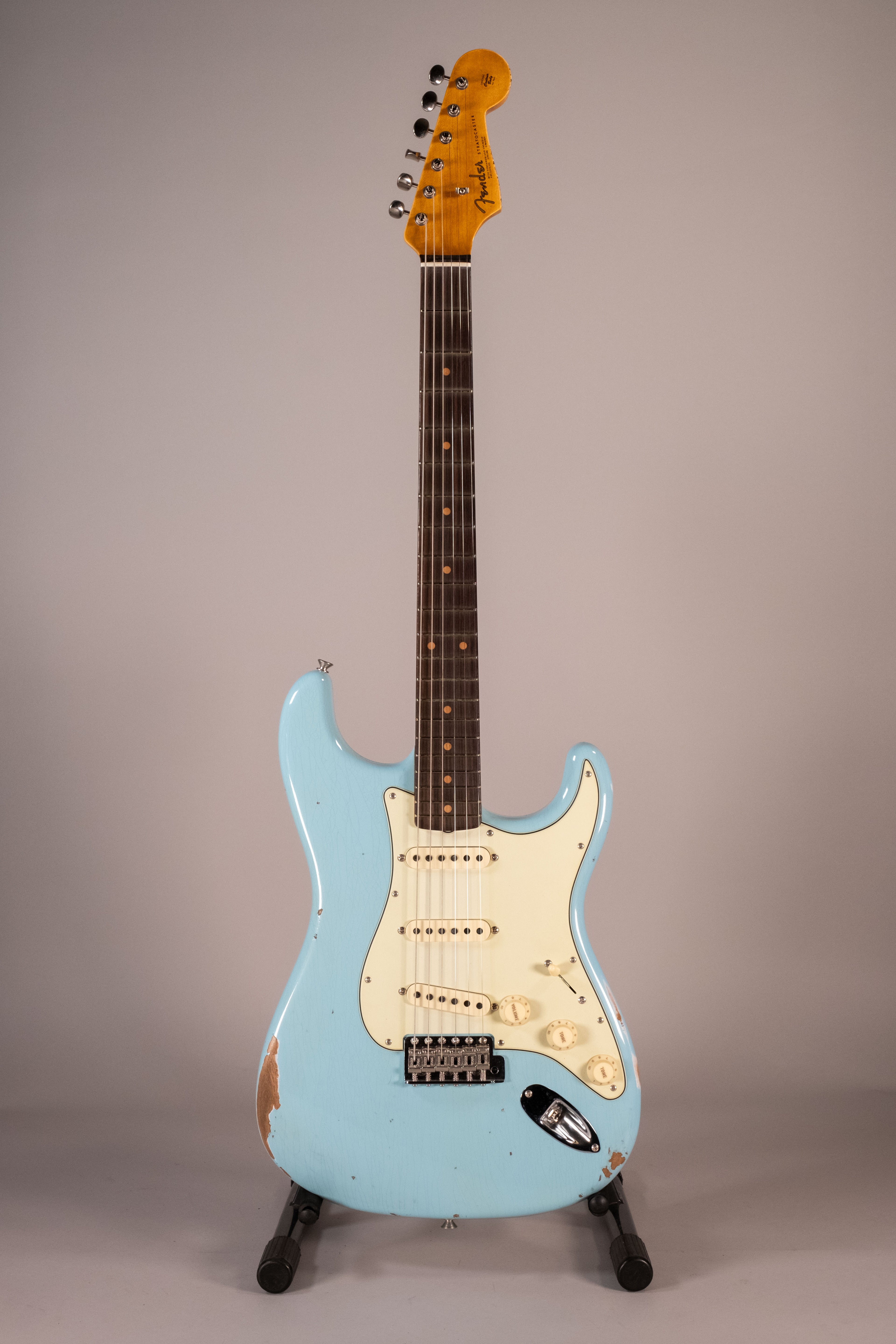Fender Custom Shop 1962 Stratocaster Relic Faded Aged Daphne Blue