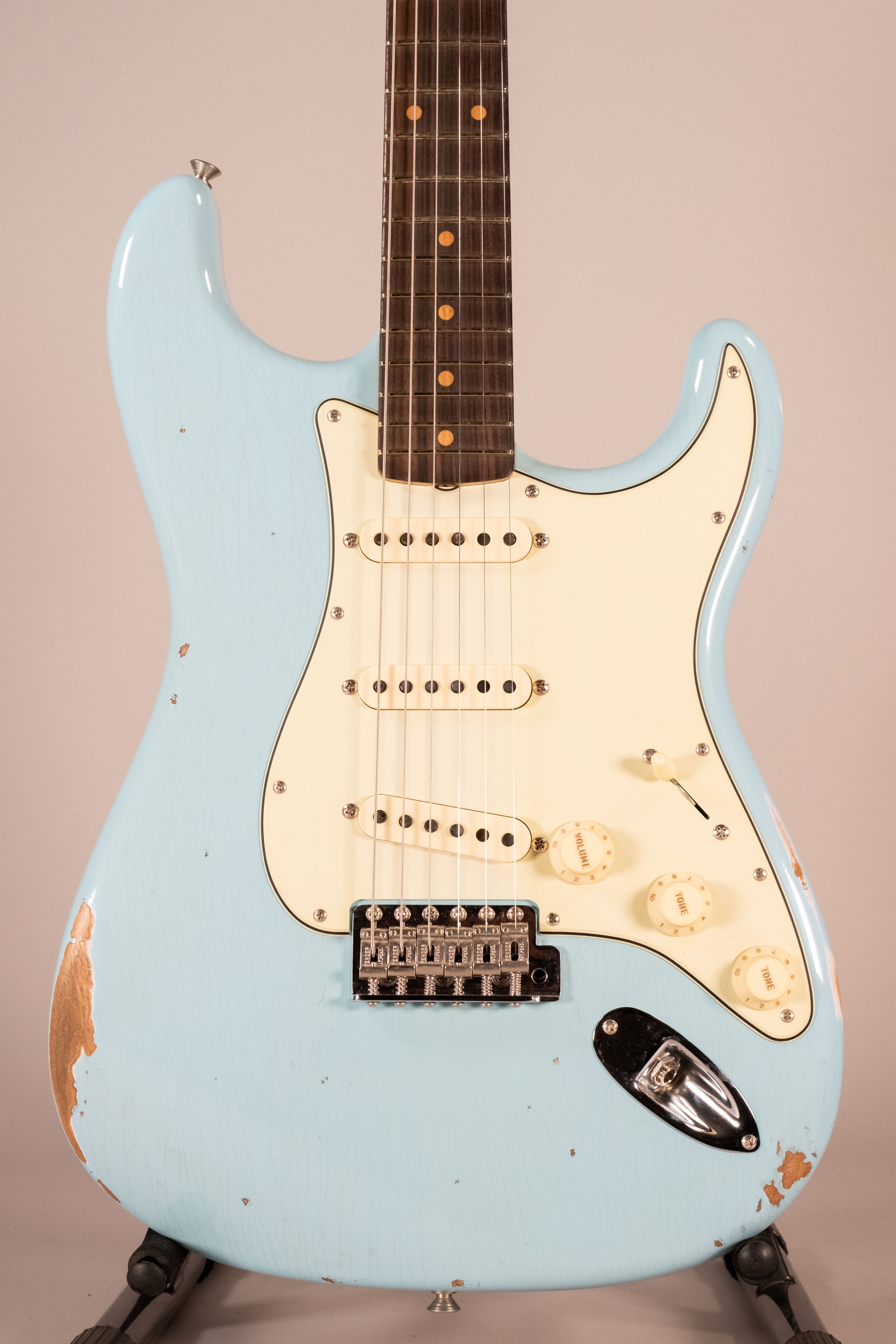 Fender Custom Shop 1962 Stratocaster Relic Faded Aged Daphne Blue