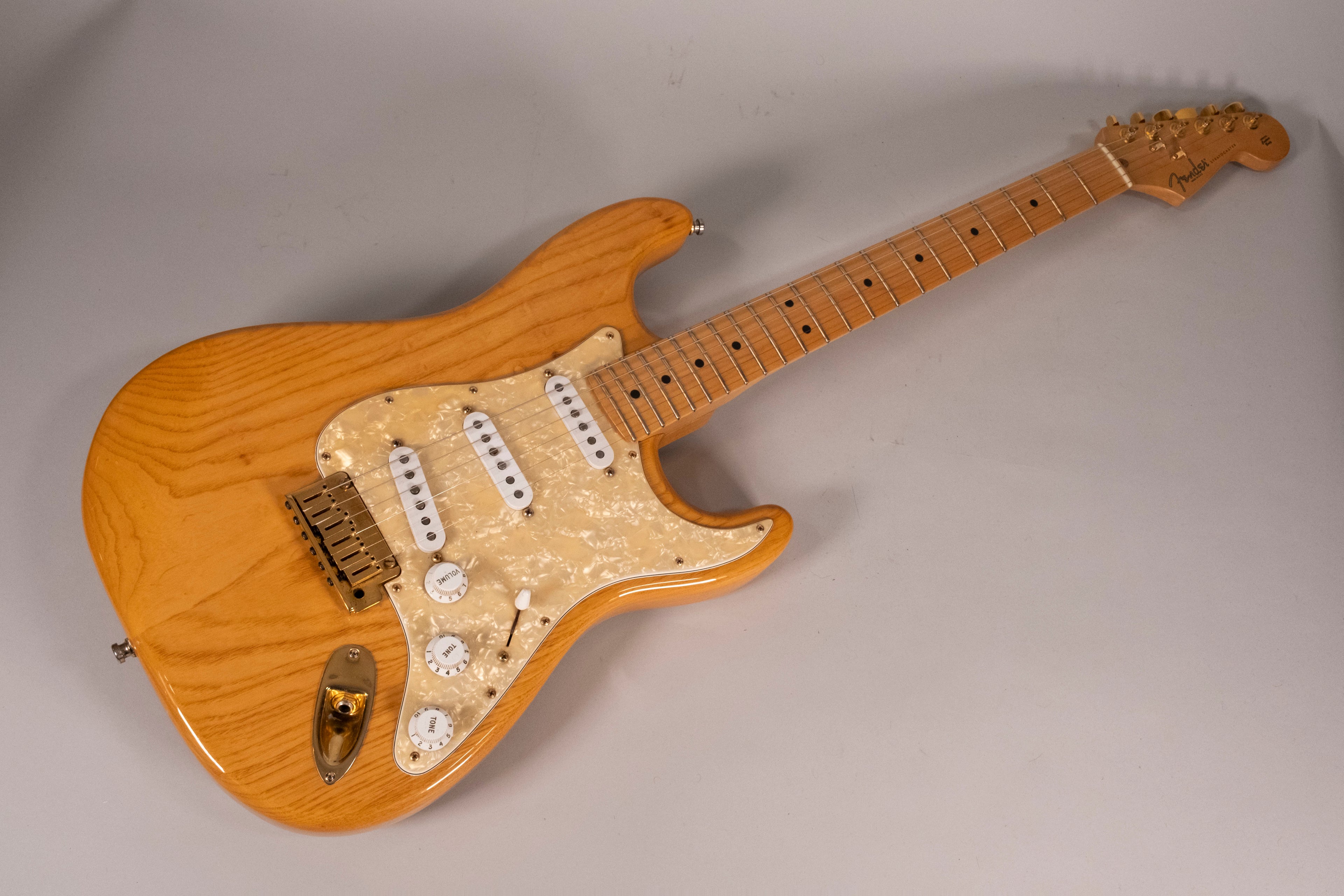 FENDER STRATOCASTER STD LTD NAT USATA
