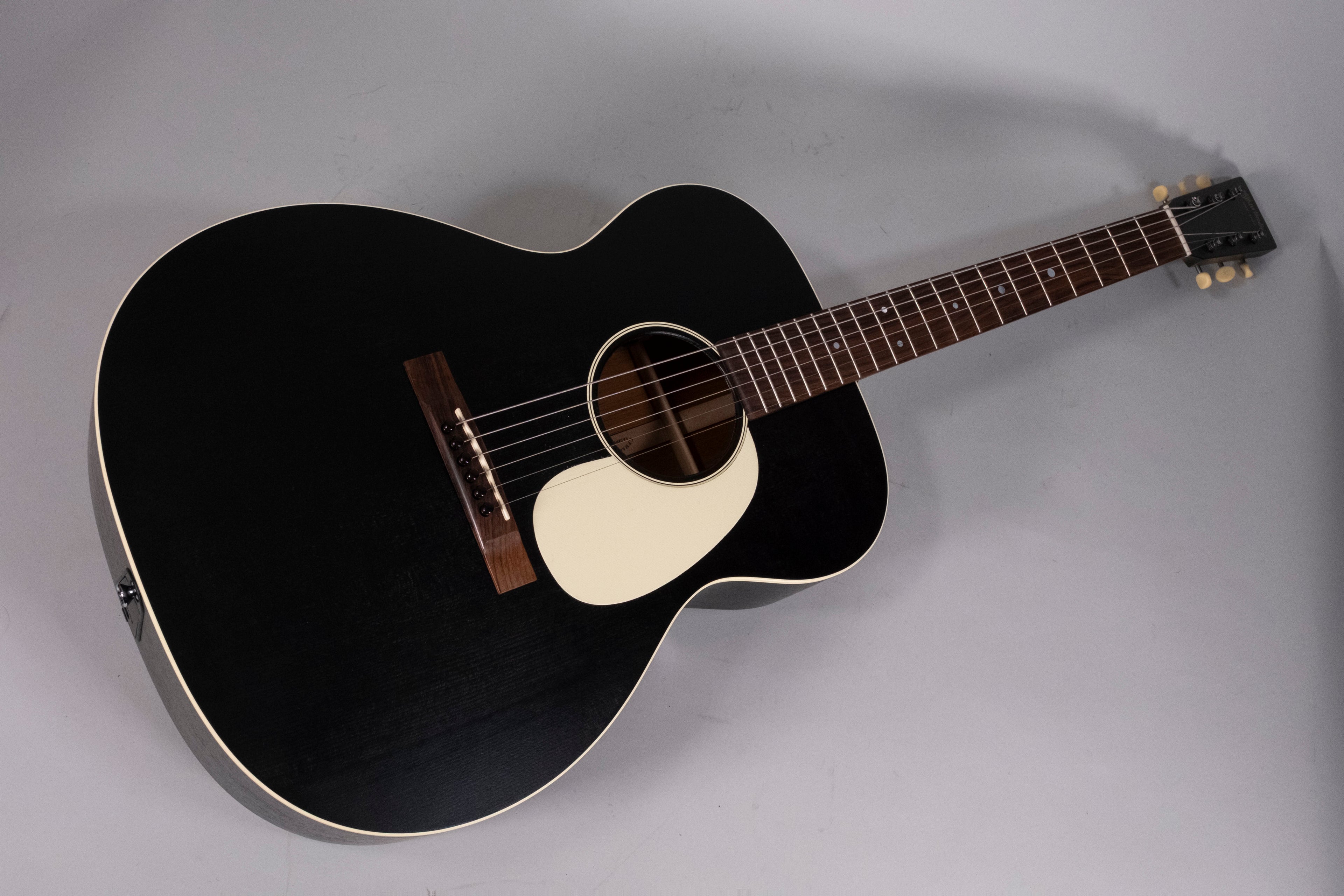 Martin & Co. 000-17E Black Smoke
