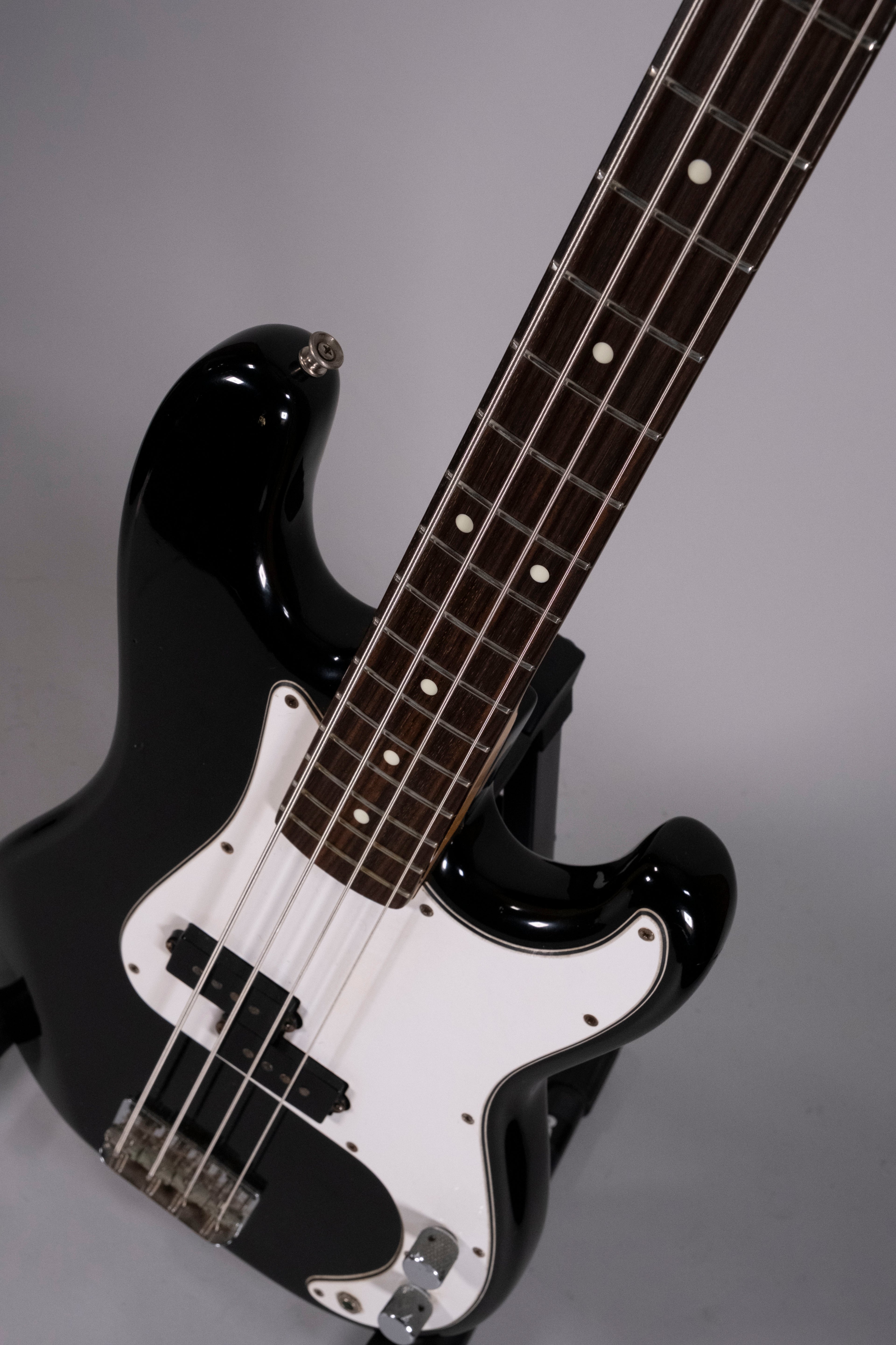 SQUIER PRECISION MED SCALE BK USATO