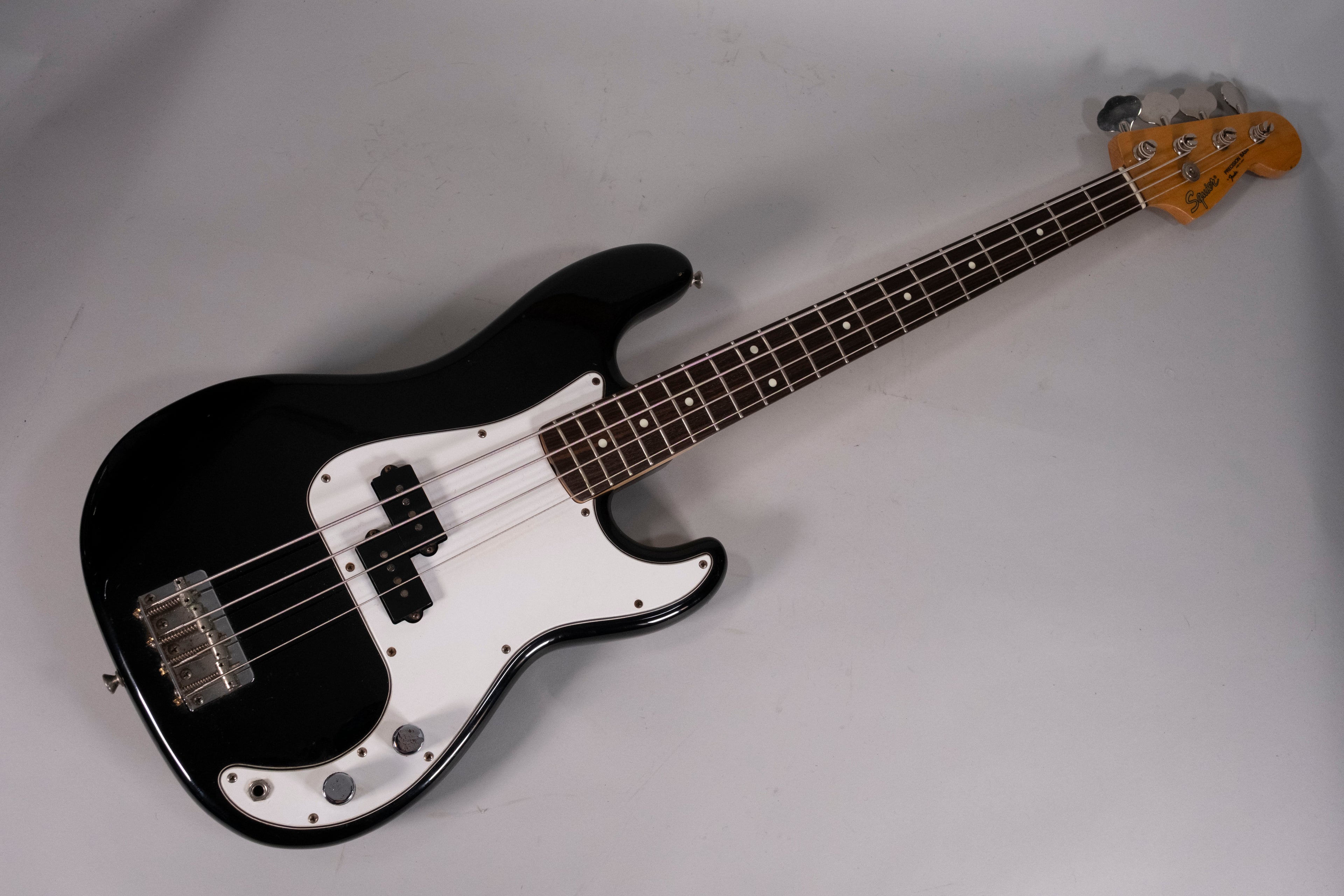 SQUIER PRECISION MED SCALE BK USATO