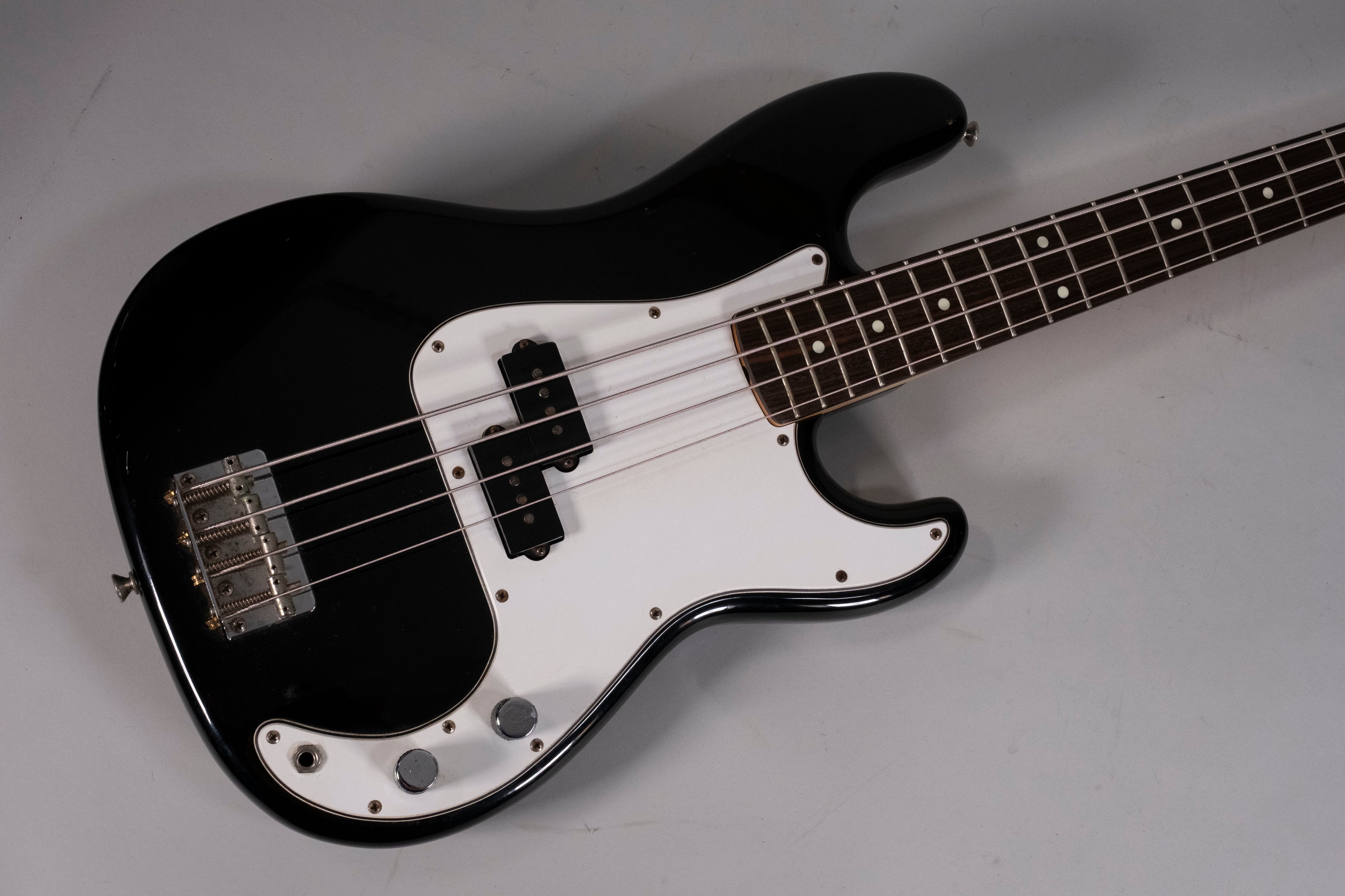 SQUIER PRECISION MED SCALE BK USATO