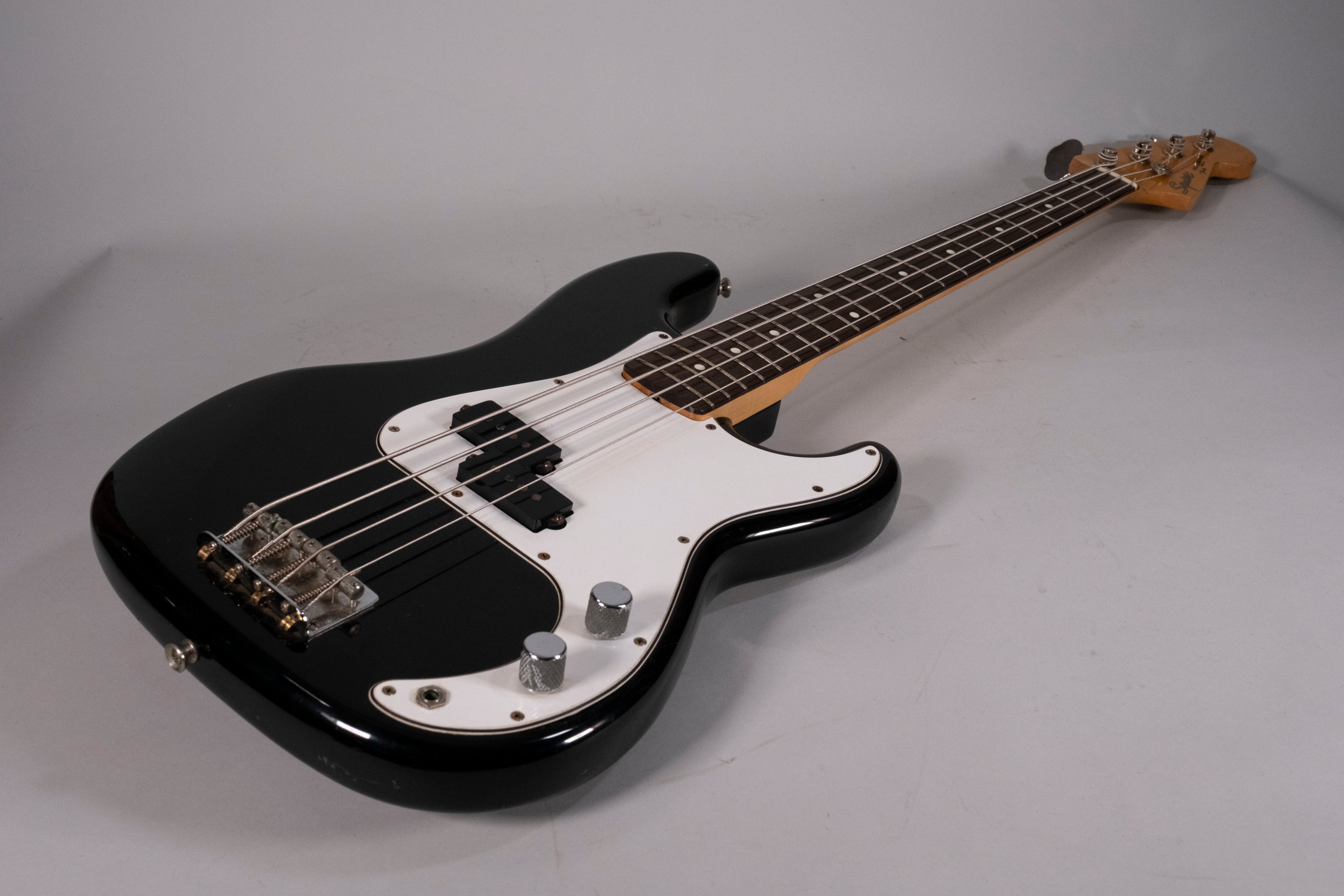 SQUIER PRECISION MED SCALE BK USATO