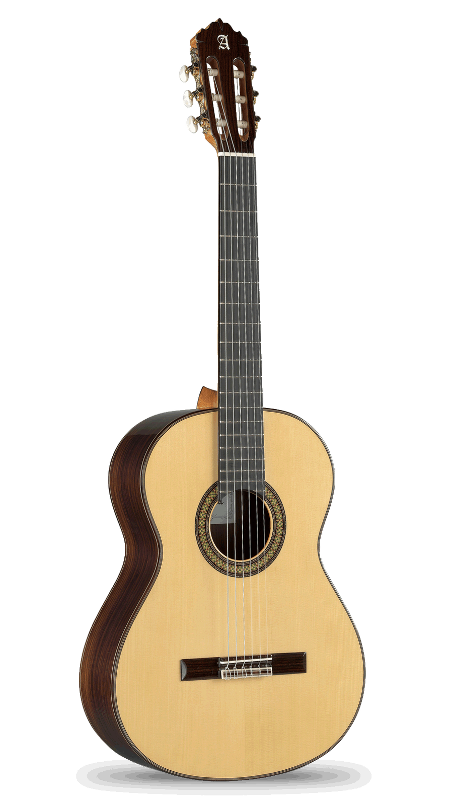 Alhambra 7PA CWE Chitarra Classica Elettrificata in Abete Massello