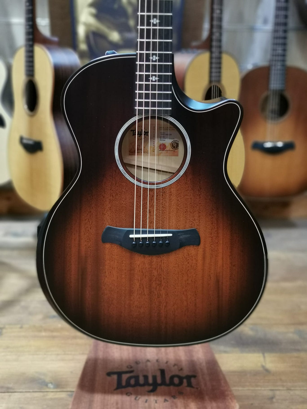 Taylor 324Ce Builder'S Edition Chitarra Acustica Elettrificata