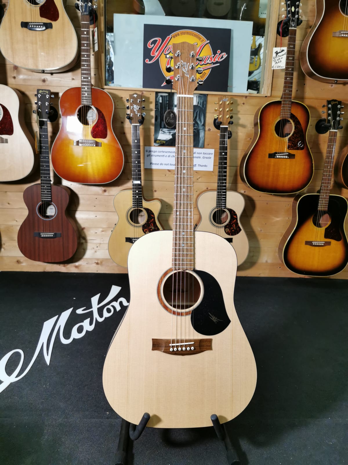 Maton S60 Chitarra Acustica Solid Road Natural