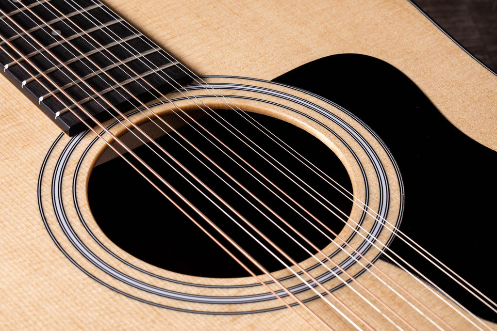 Taylor 150E Walnut Sitka