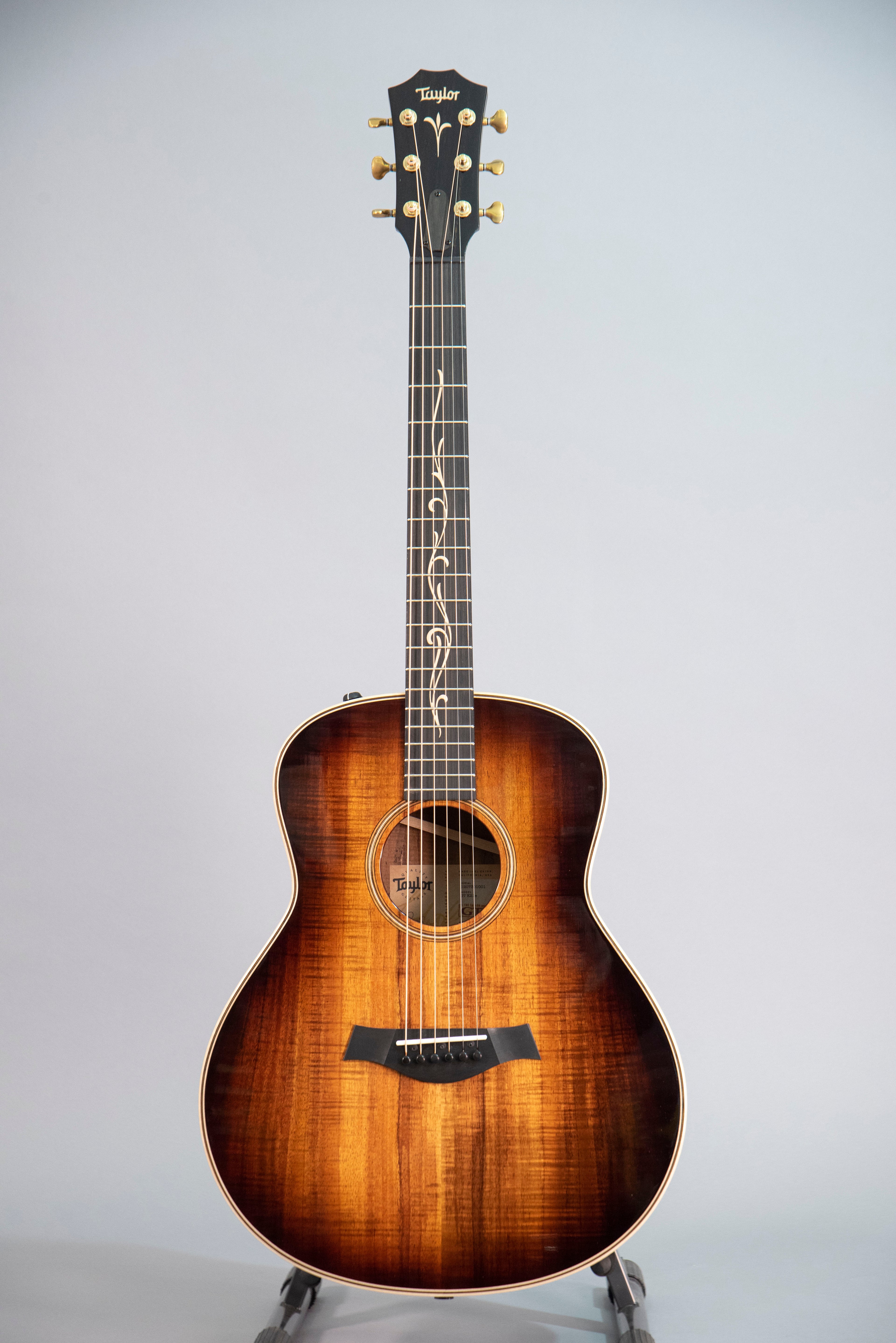 Taylor GTK21E Chitarra Acustica Elettrificata