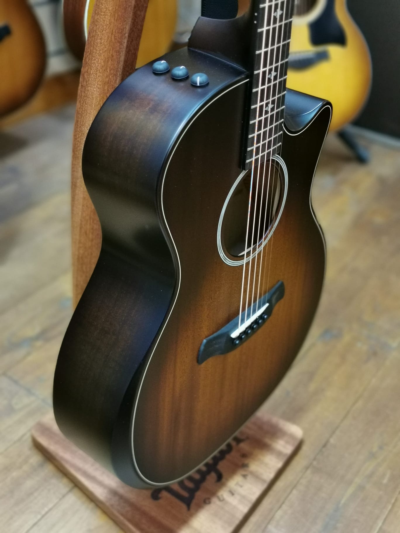 Taylor 324Ce Builder'S Edition Chitarra Acustica Elettrificata