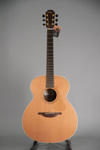 Lowden Original Series O23 Walnut e Red Cedar Chitarra Acustica