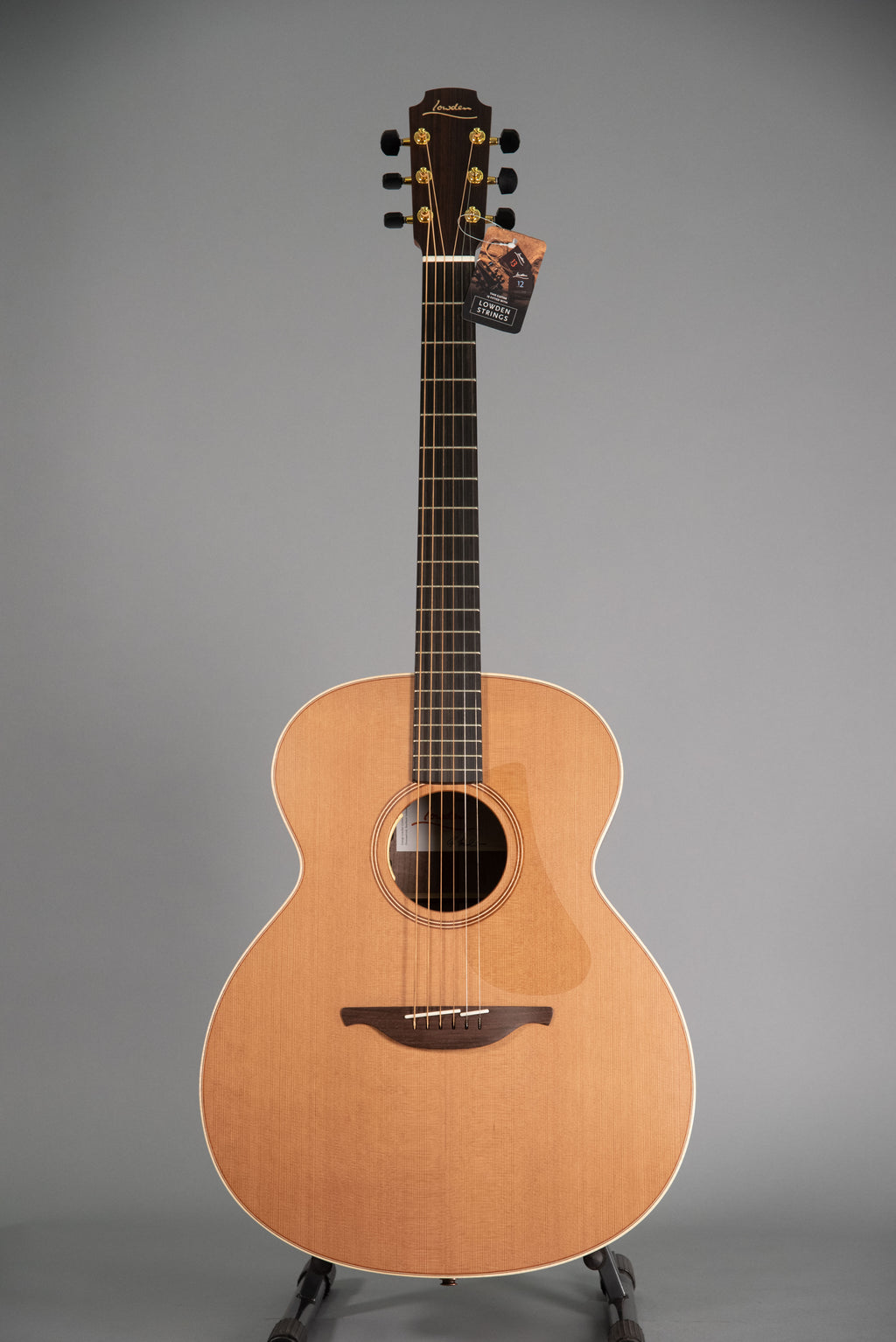 Lowden Original Series O23 Walnut e Red Cedar Chitarra Acustica