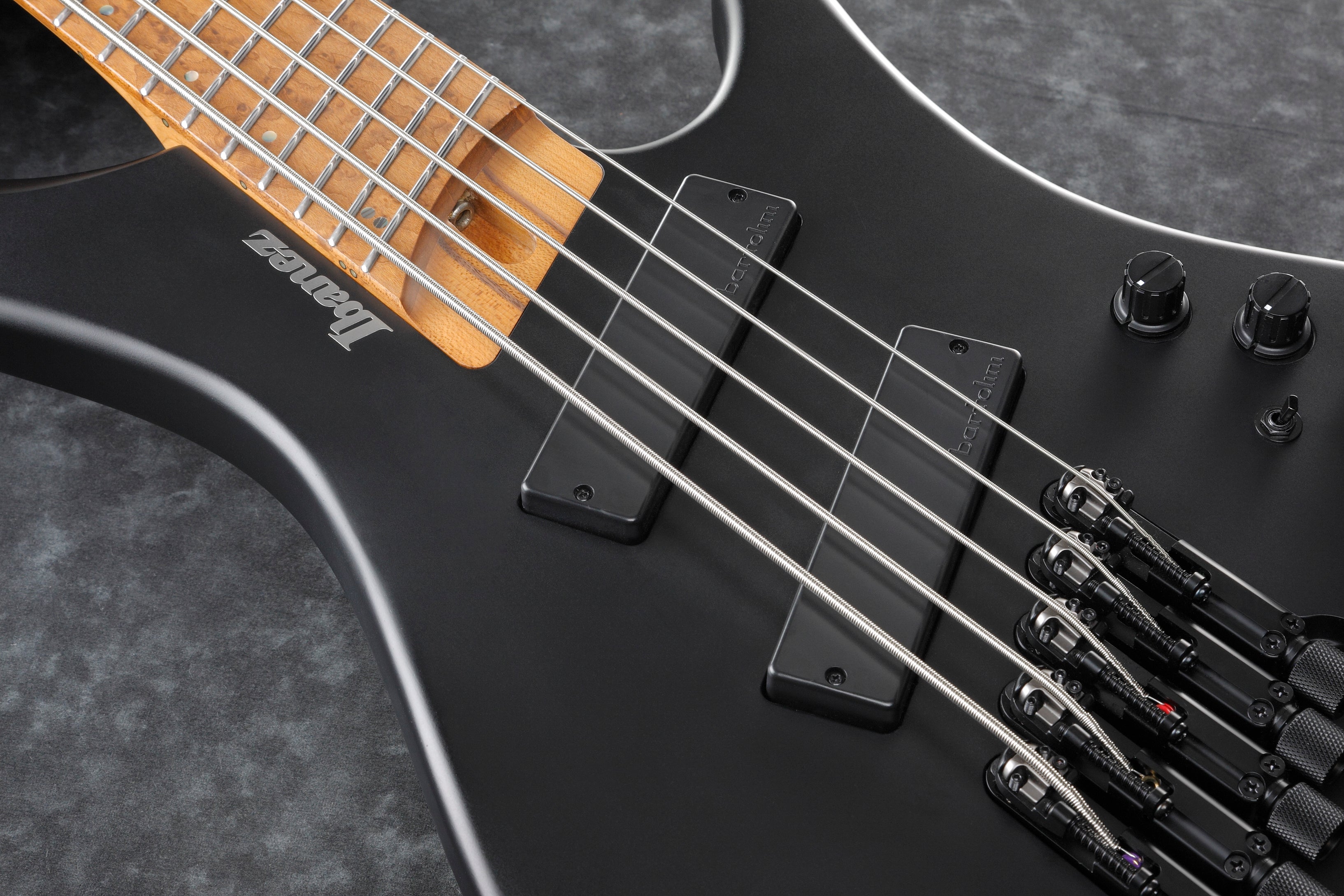 Ibanez Ehb1005Ms Bkf Basso Elettrico 5 Corde Black