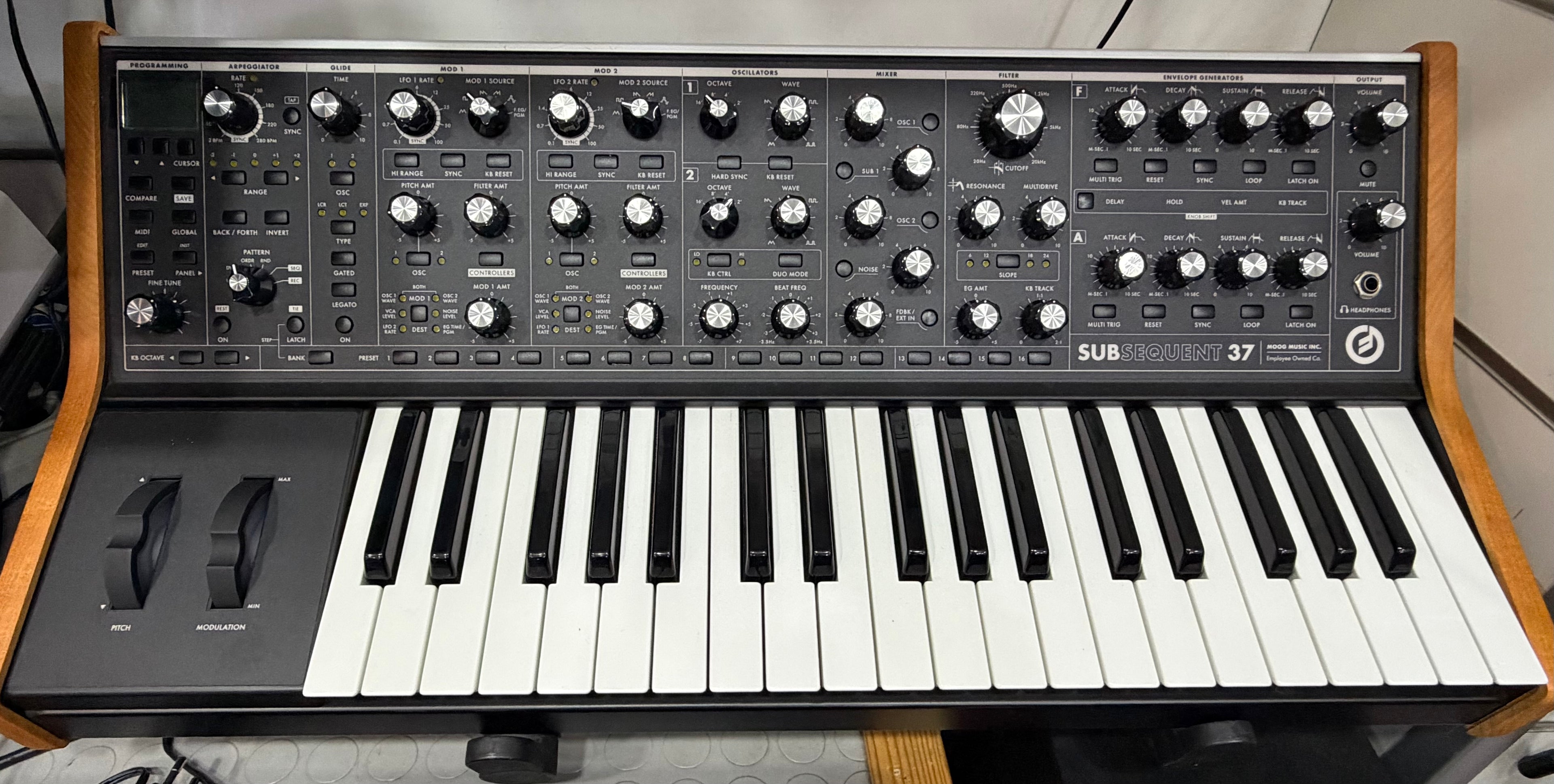 Moog Subsequent 37 Usato