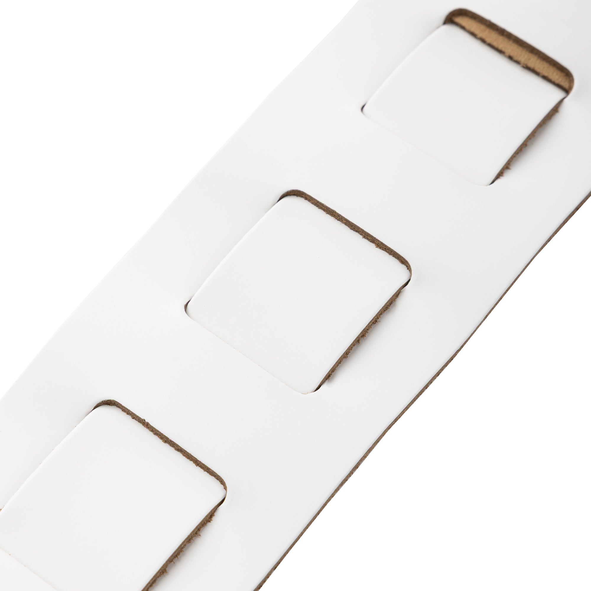 Levy's M26PD-WHT_WHT Tracolla in pelle pieno fiore imbottita White e White 3"
