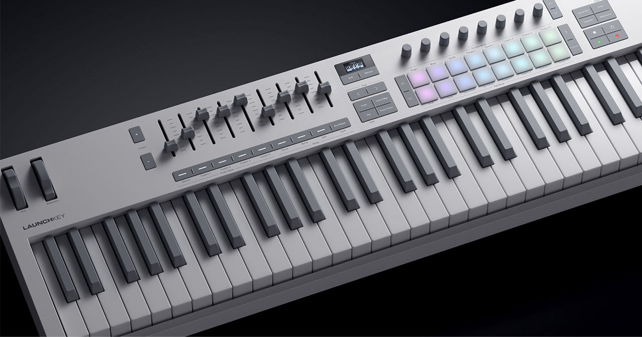 Novation Launchkey 61 MK4 WHITE