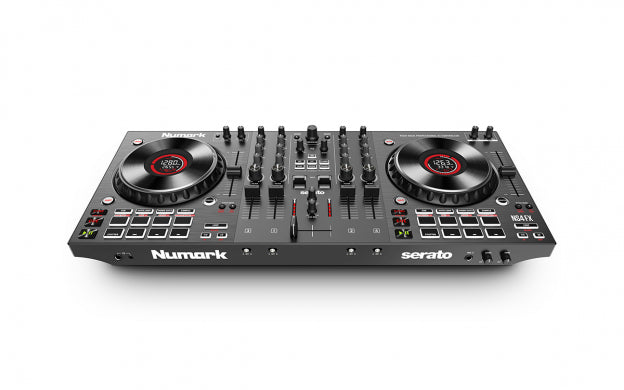 Numark NS4 FX