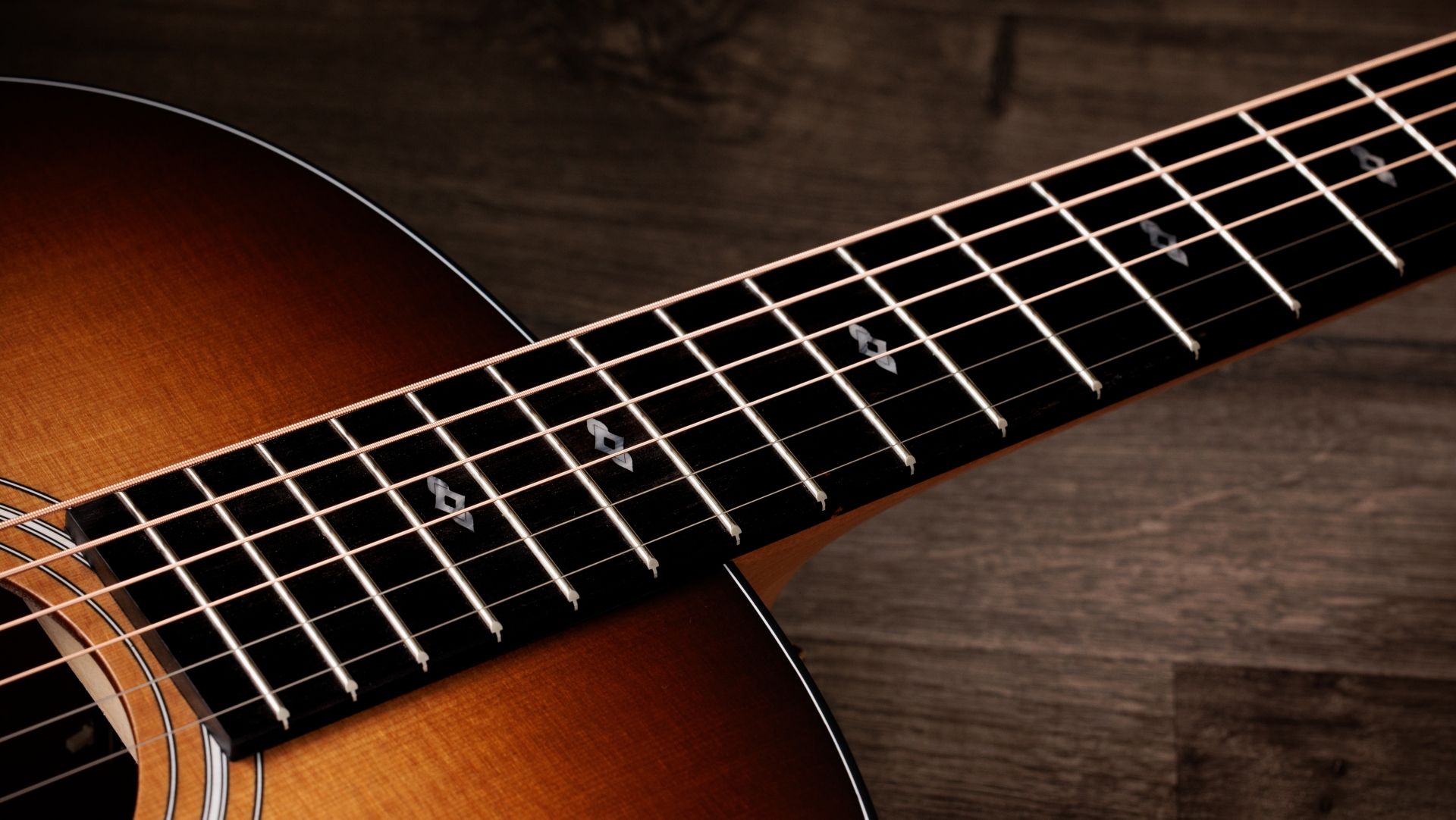Taylor Sunset Boulevard 117E SEB Sapele Spruce