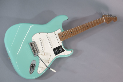 Fender Stratocaster Player Seafoam Green con Roasted Maple