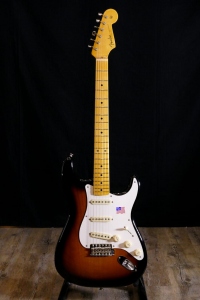 FENDER STRATOCASTER ERIC JOHNSON MAPLE NECK 2 COLORS SUNBURST
