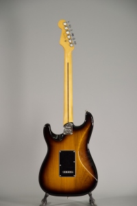 Fender American Ultra Luxe Stratocaster Rw 2 Tone Sunburst