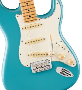 Fender Player II Stratocaster Maple Fingerboard Aquatone Blue