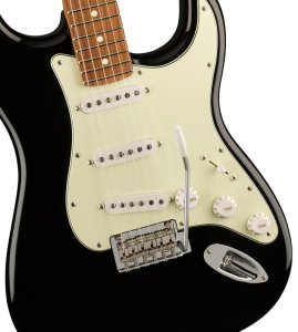 Fender Player Stratocaster Limited Edition Pau Ferro Black