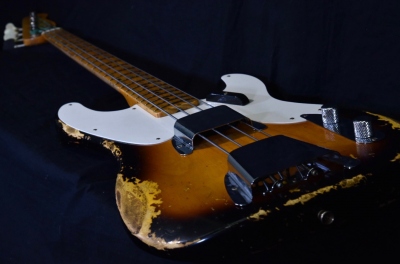 Fender Custom Shop 55 Precision Bass Heavy Relic 2 Color Sunburst