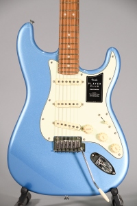 Fender Player Plus Stratocaster Opal Spark